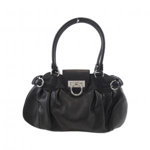 サルヴァトーレフェラガモ 21 6317 ショルダーバッグ