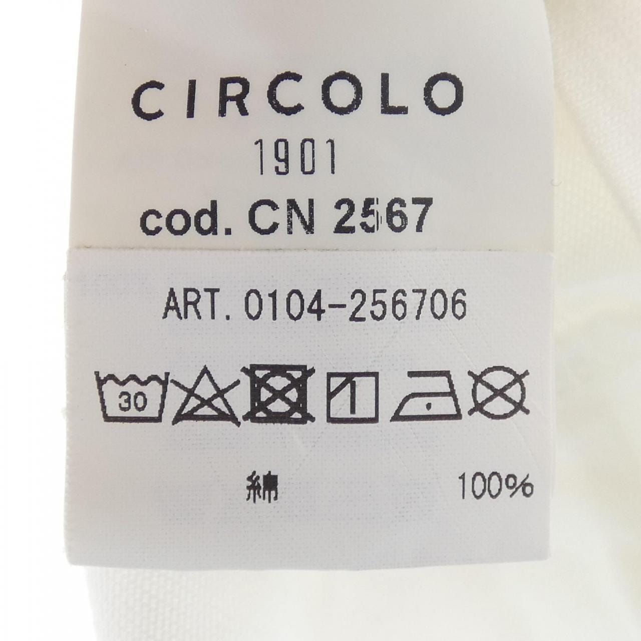 チルコロ 1901 CIRCOLO 1901 Tシャツ