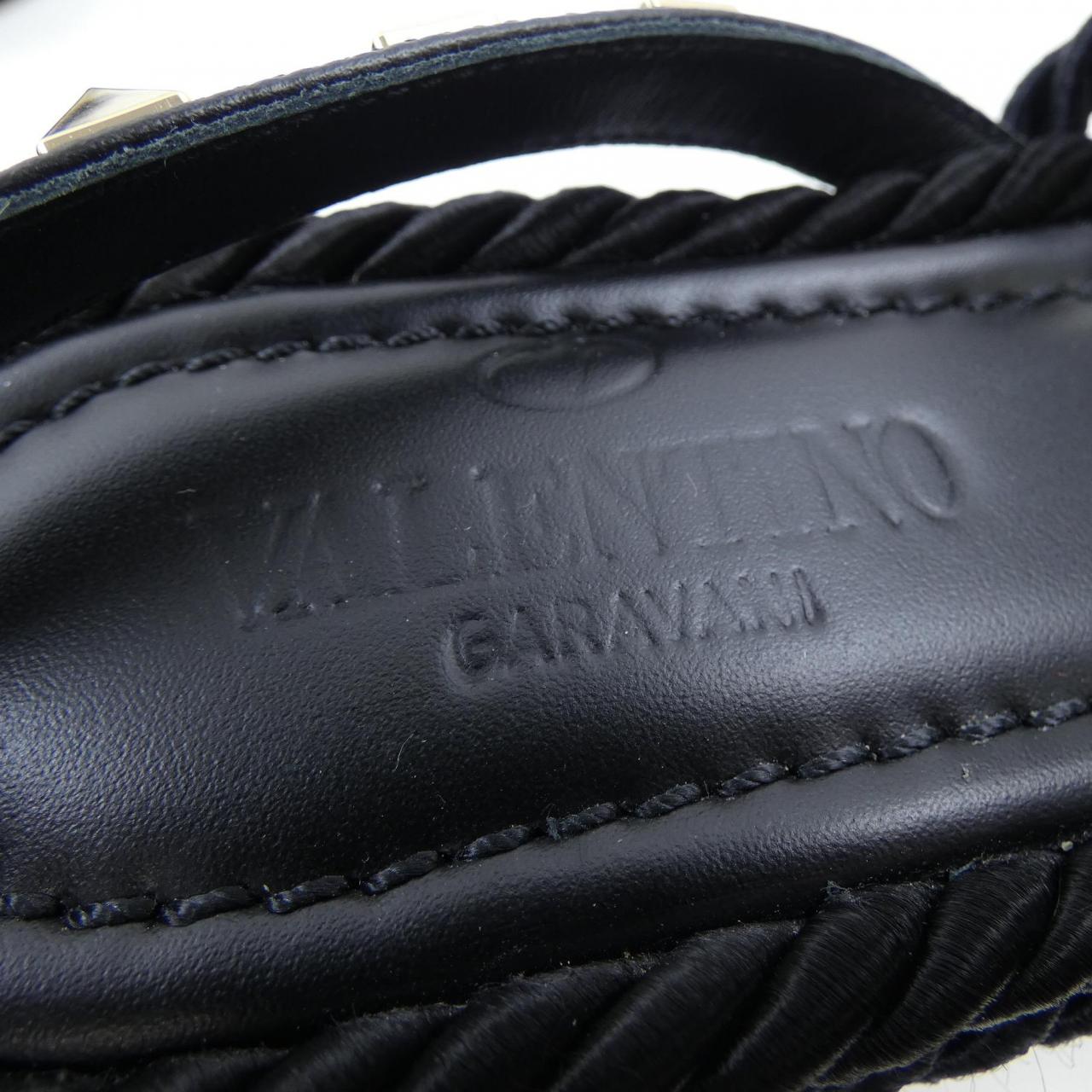 ヴァレンティノガラヴァーニ VALENTINO GARAVANI XW2S0DN0 サンダル