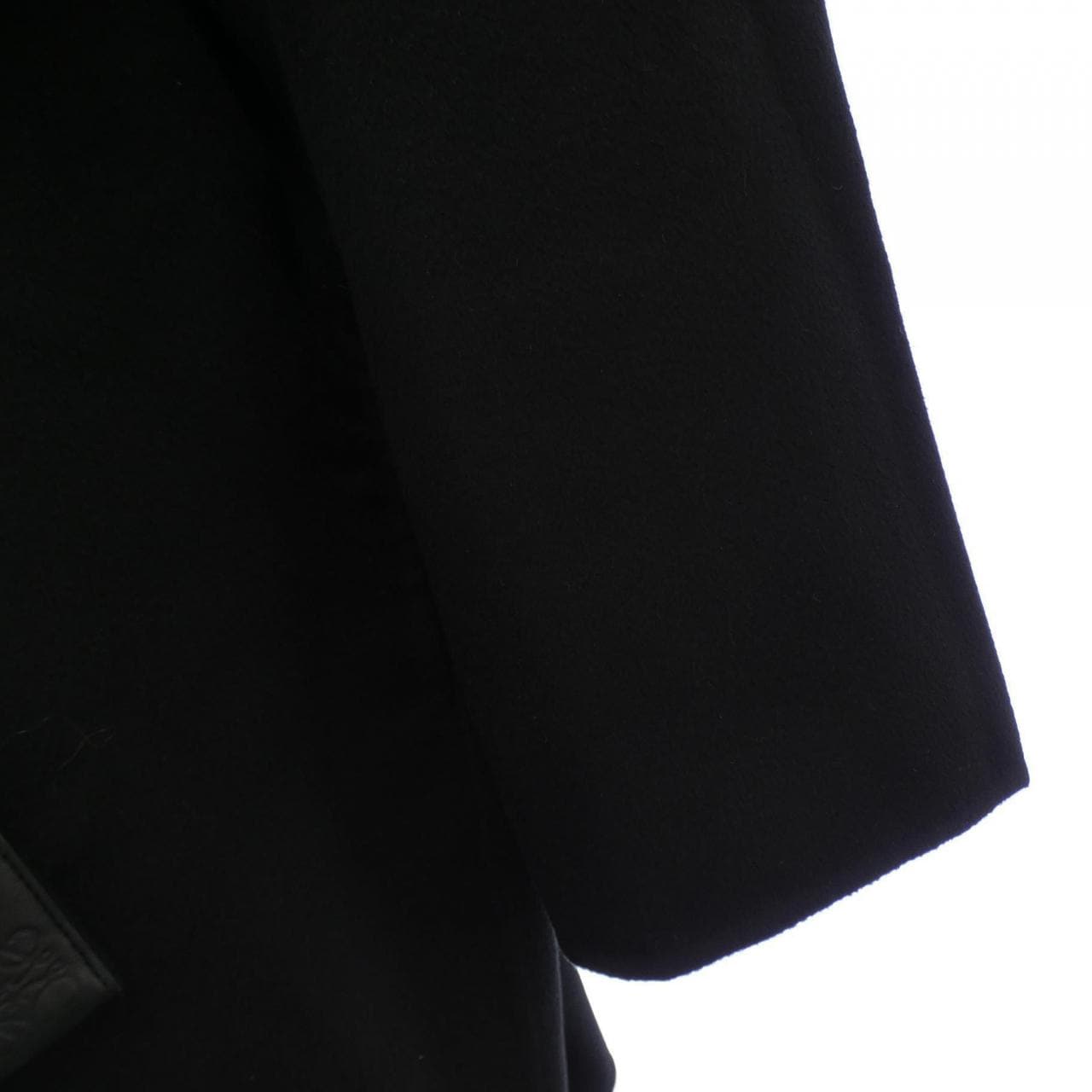 LOEWE外套