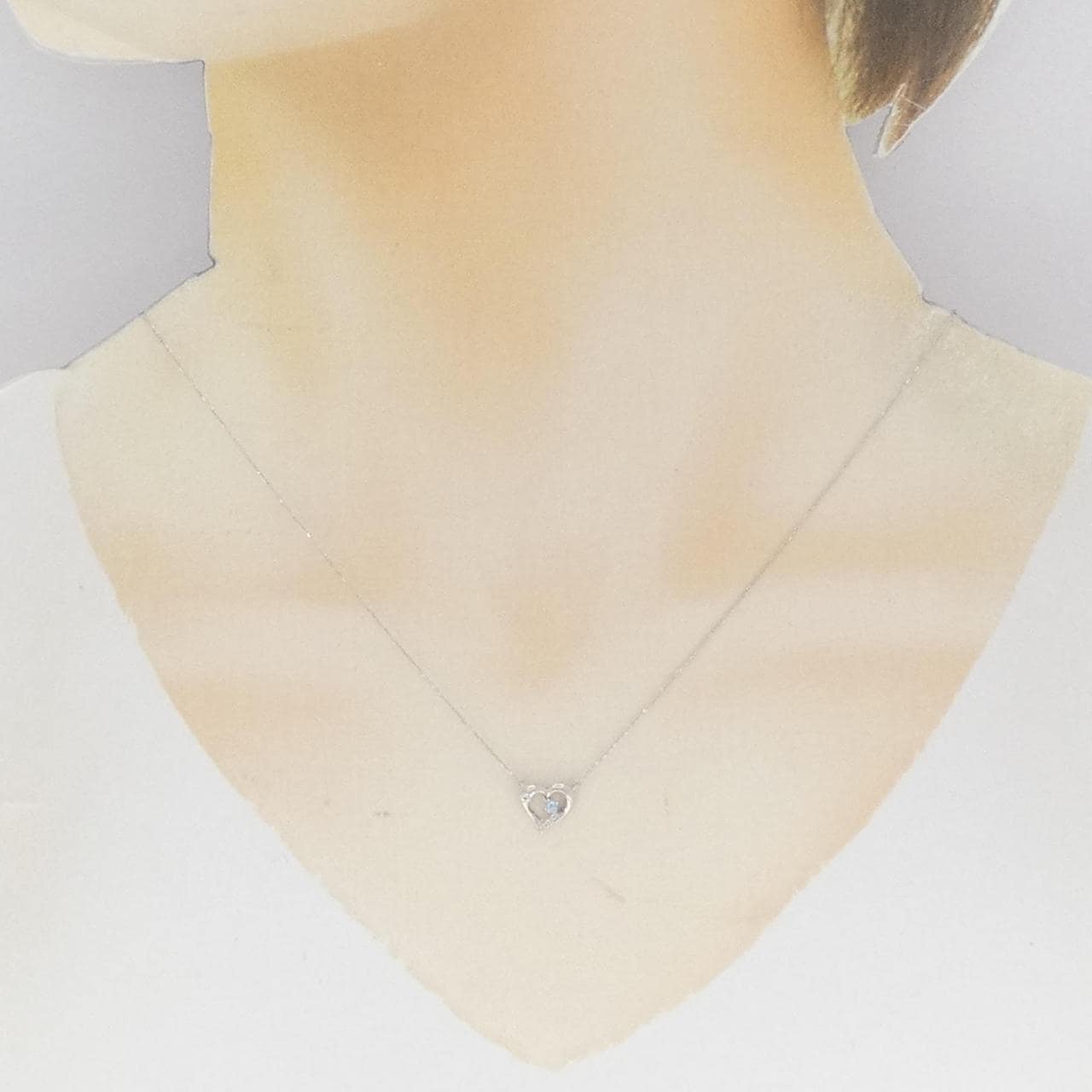 KUMIKYOKU Heart Blue Topaz Necklace