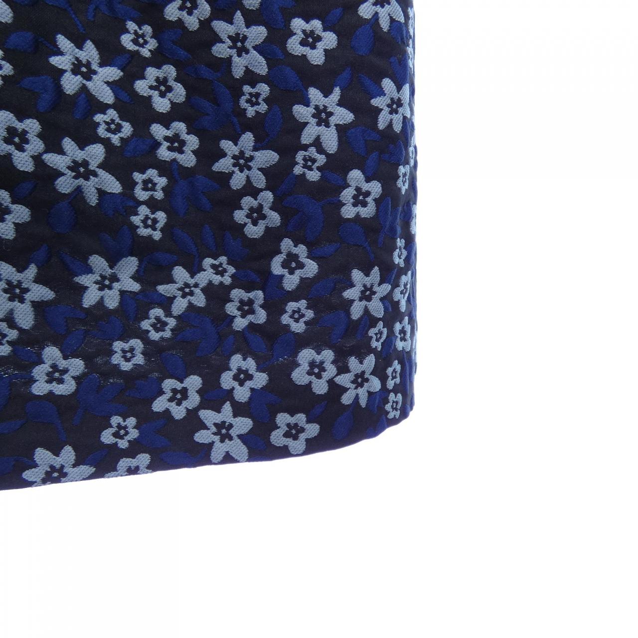 スーパービューティー SUPER BEAUTY スカート