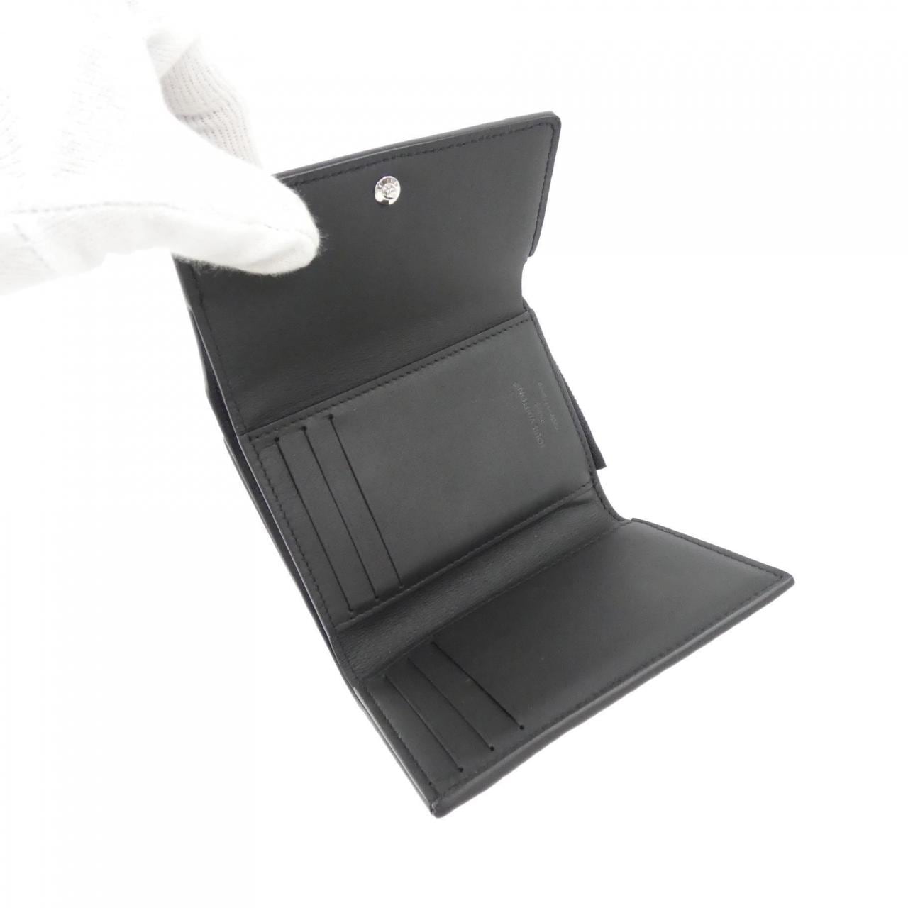 ルイヴィトン トリヨン モノグラム ポルトフォイユ パイロット M82556 財布