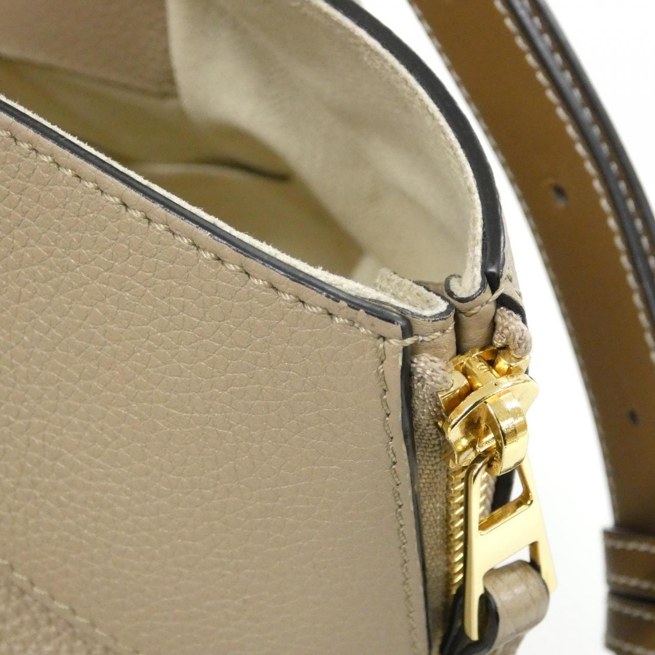 ロエベ ハンモック スモール A538S35X51 ショルダーバッグ