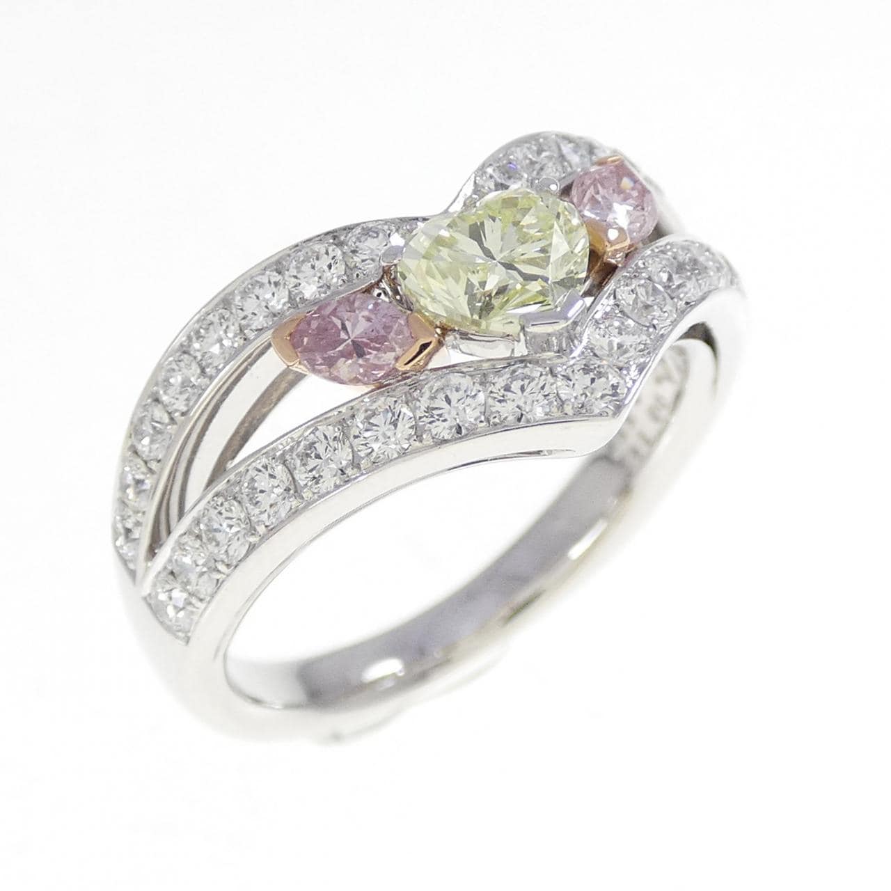 K18WG/K18PG ハート ダイヤモンド リング 0.742CT