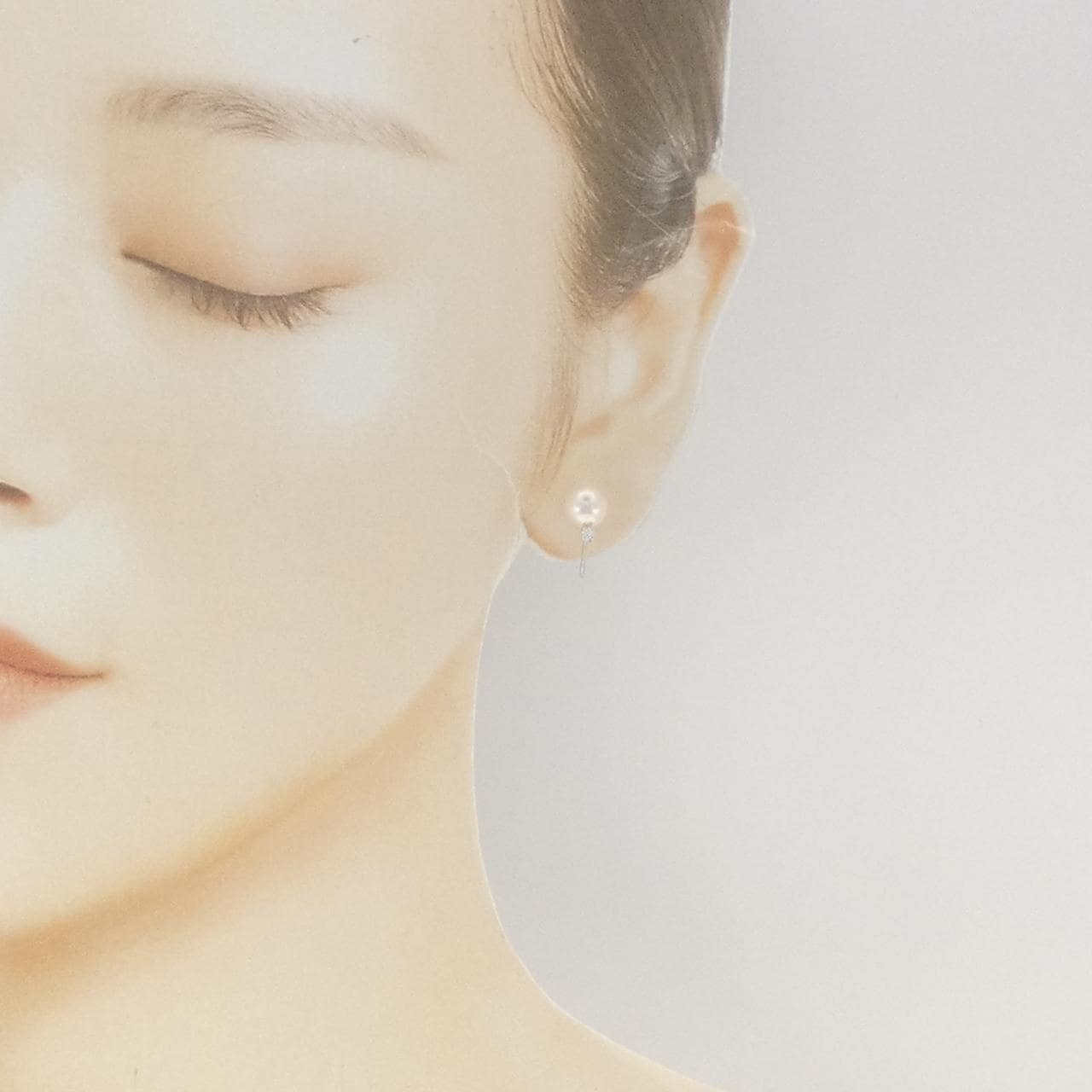 MIKIMOTO Akoya pearl earrings 7.4mm