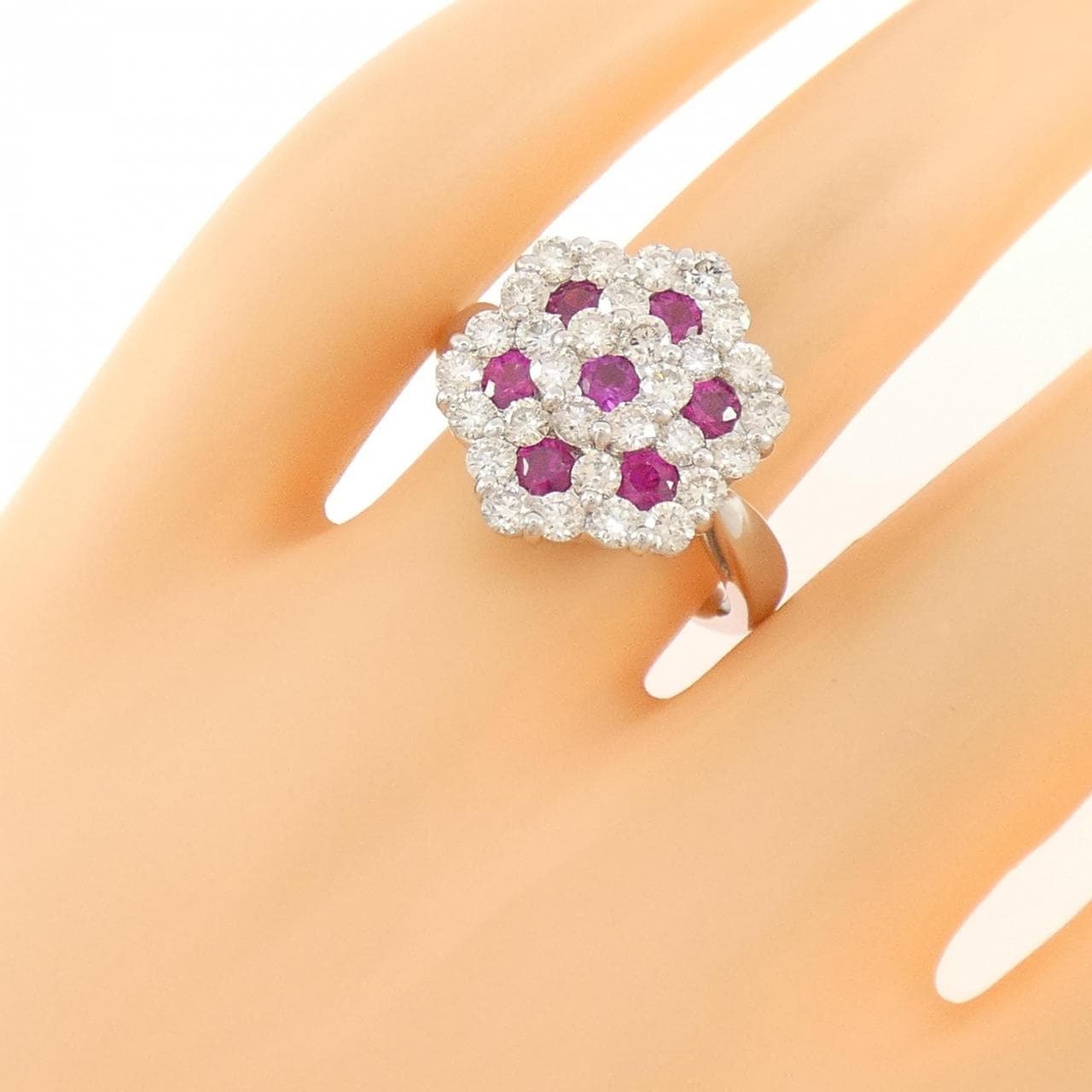 K18WG ルビー リング 0.93CT