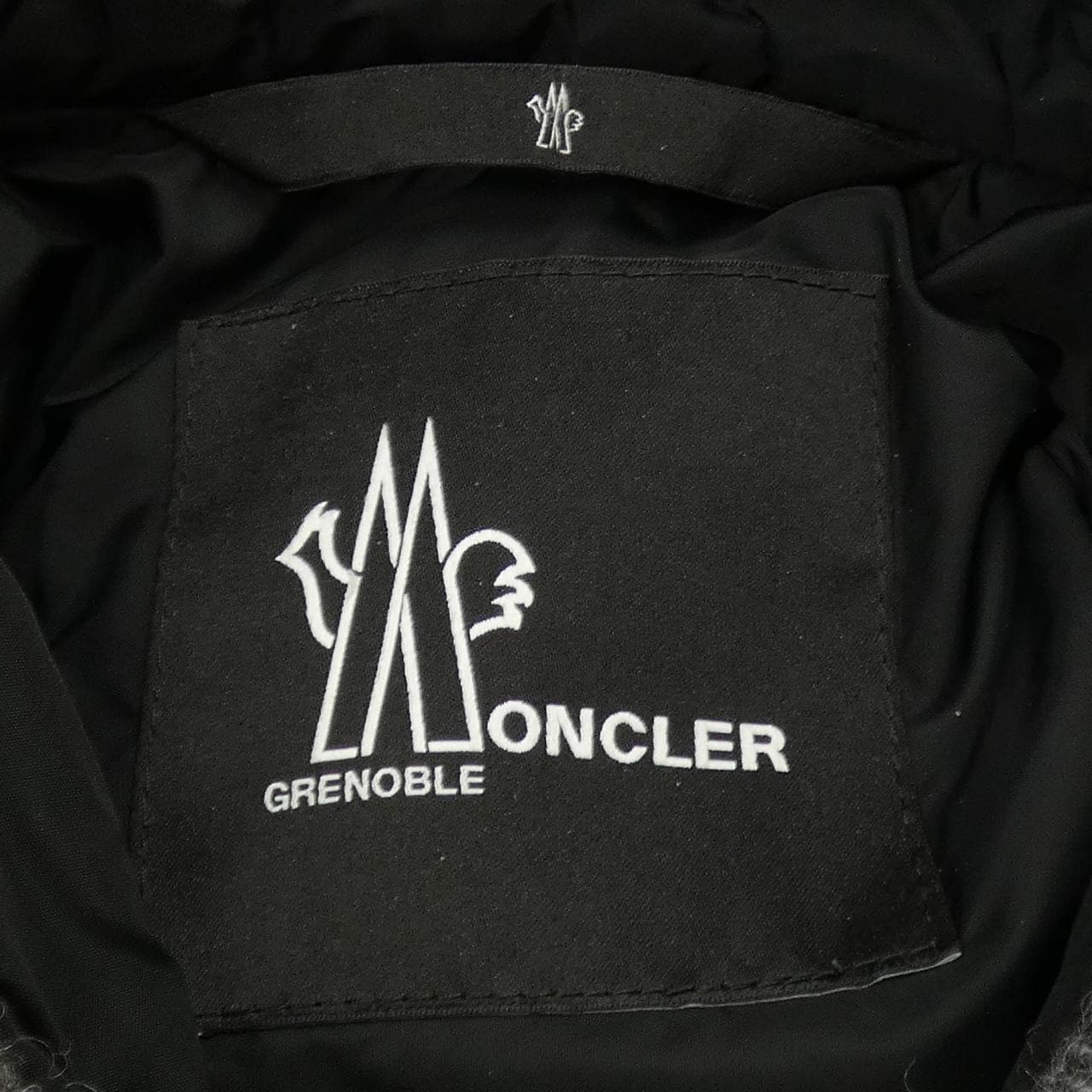 モンクレールグルノーブル MONCLER GRENOBLE TUX ダウンジャケット