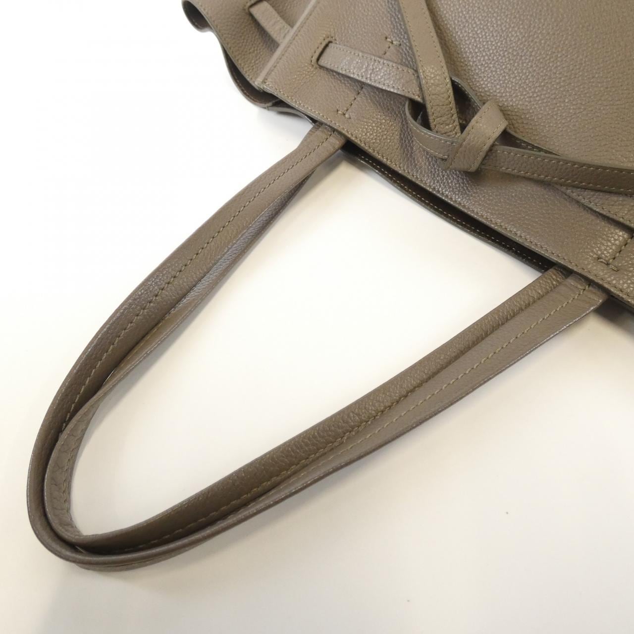 セリーヌ カバ ファントム スモール 176023TNI バッグ