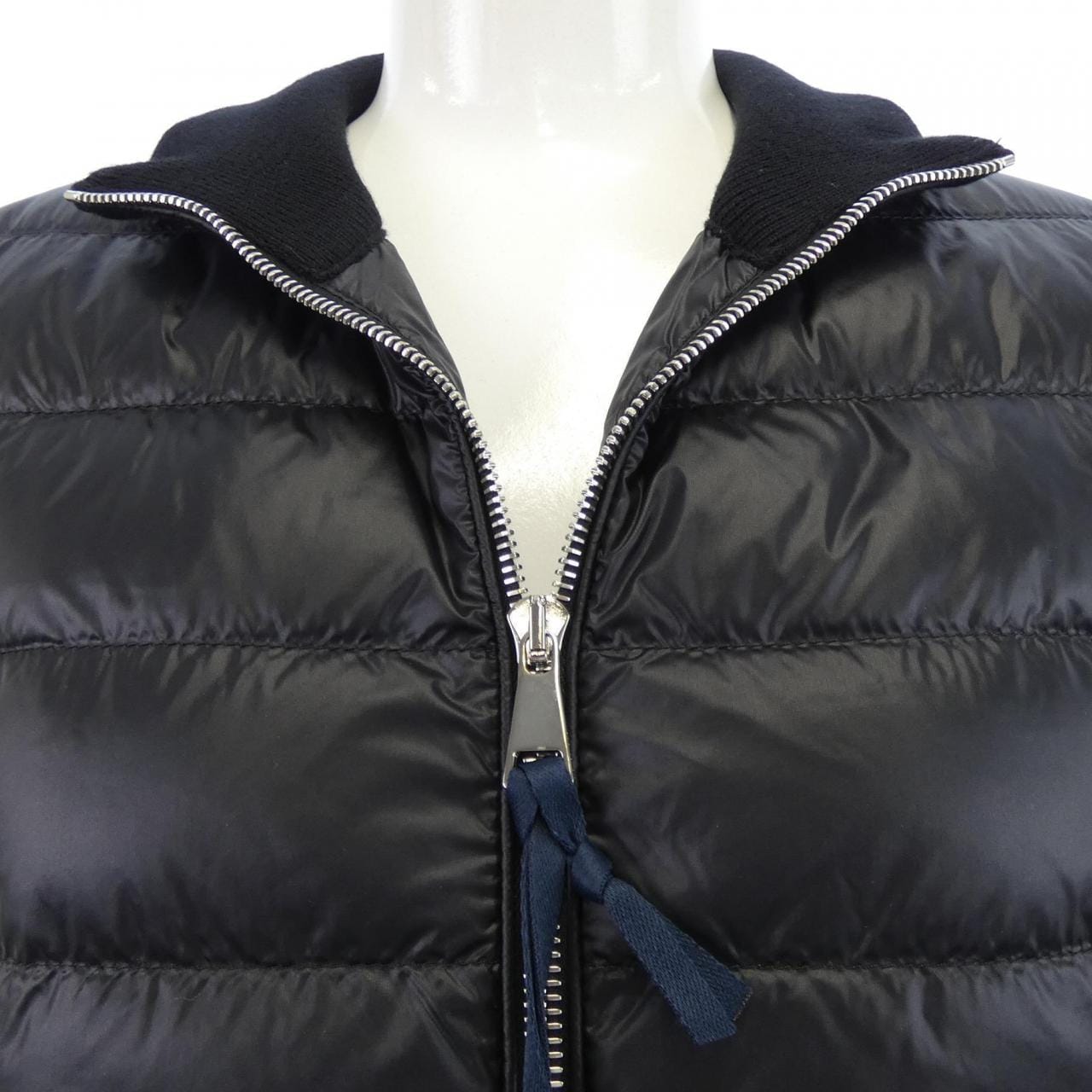 【新品】モンクレール MONCLER 20939B00023 ダウンジャケット