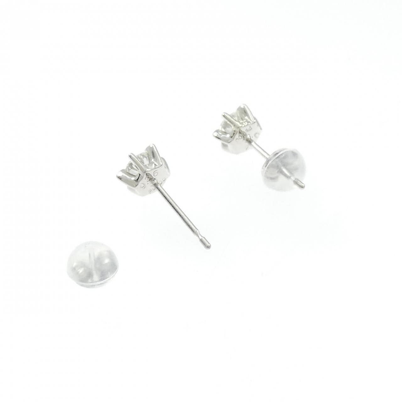 PT900 ソリティア ダイヤモンド ピアス 0.50CT