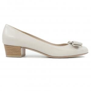 サルヴァトーレフェラガモ SALVATORE FERRAGAMO パンプス