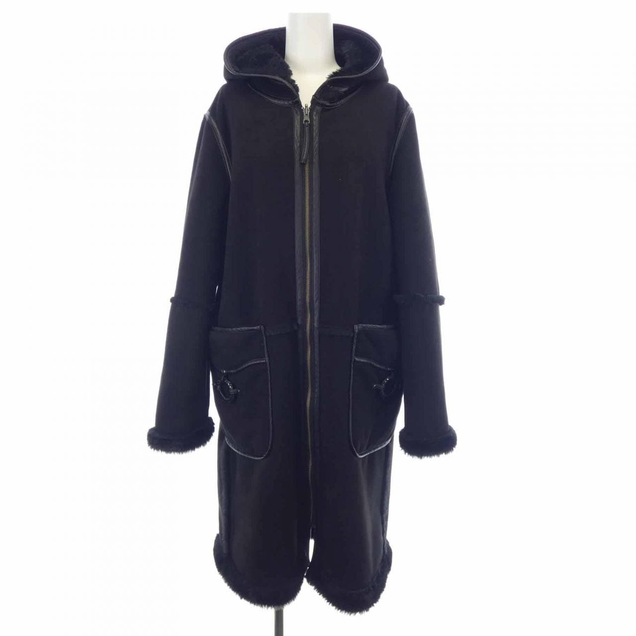 ヴィヴィアンタム VIVIENNE TAM コート