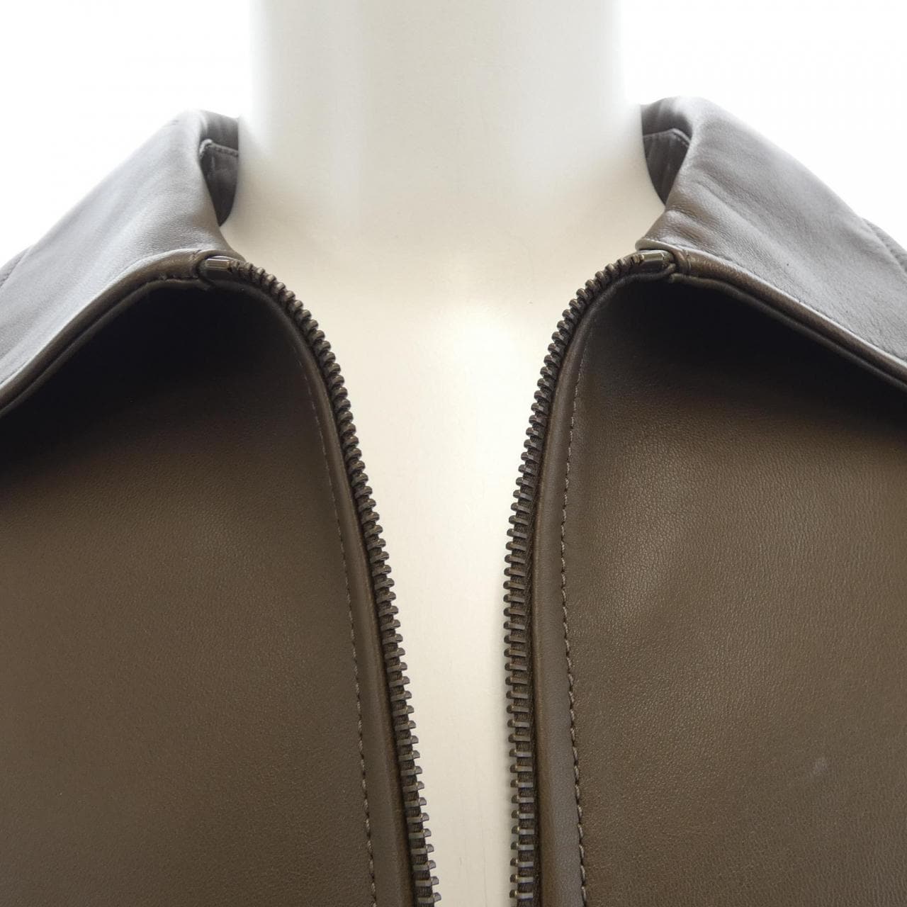 ロエベ LOEWE H526Y31L03 レザージャケット