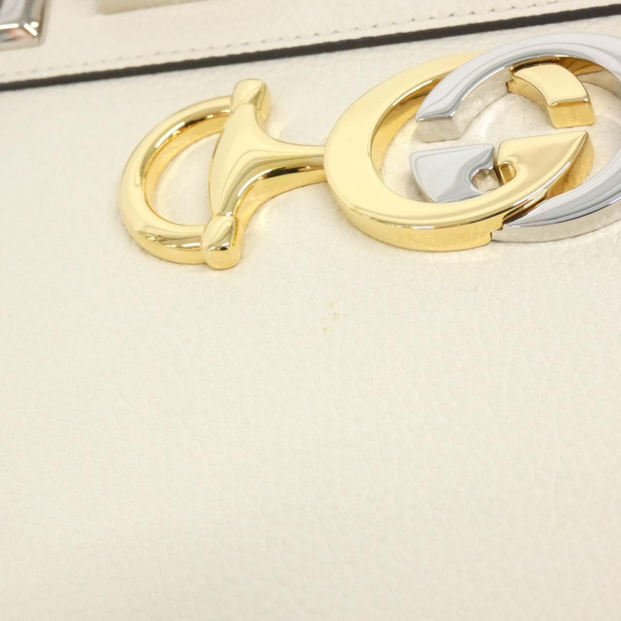 グッチ GUCCI ZUMI 569712 1B90X バッグ