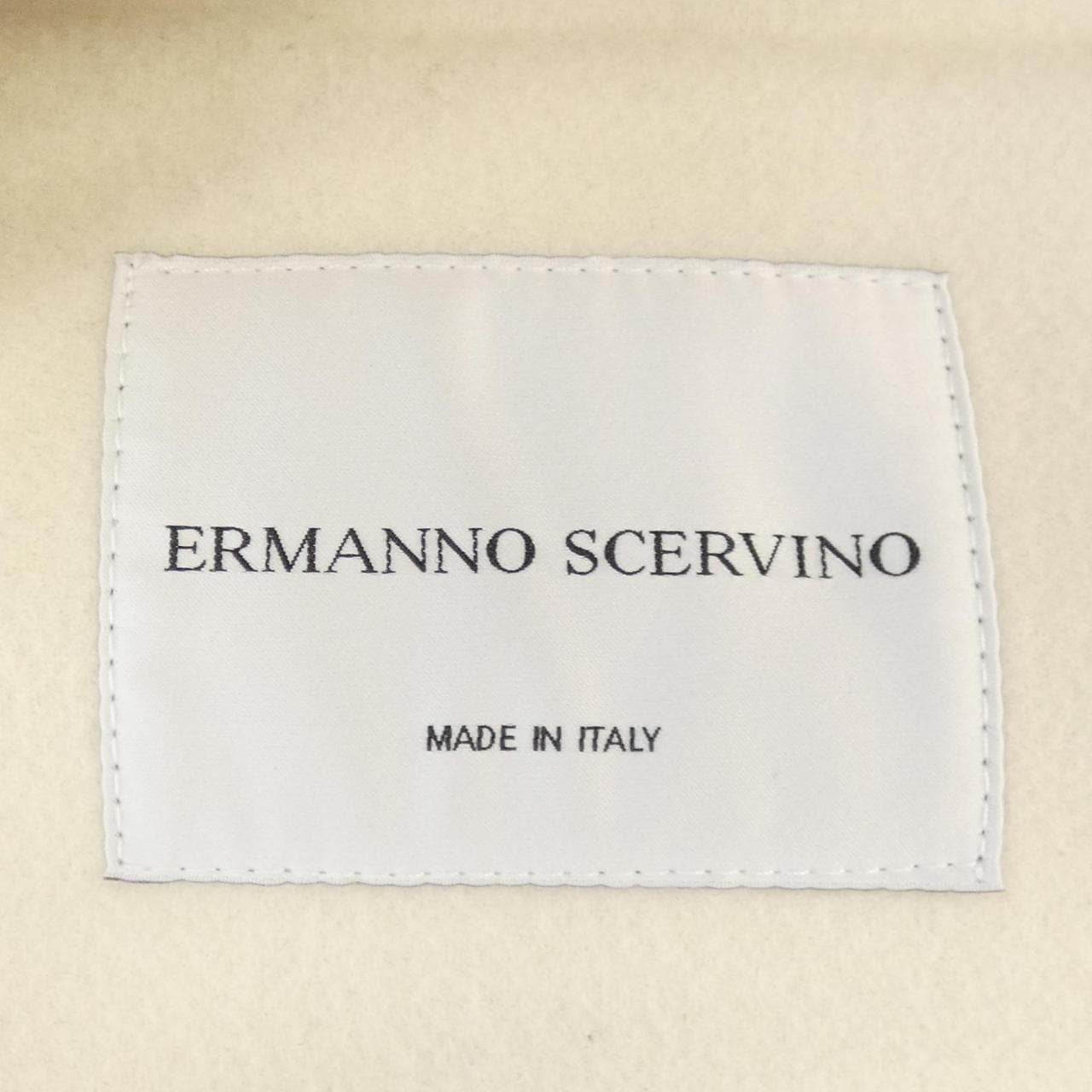 エルマンノシュエルビーノ ERMANNO SCERVINO ノーカラージャケット