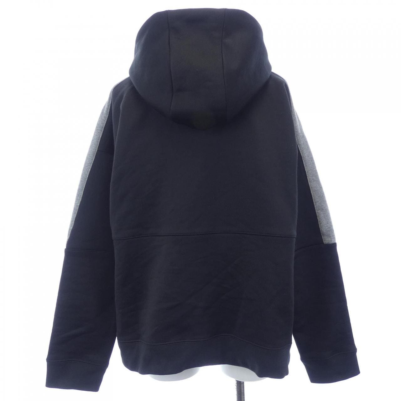 バレンシアガ BALENCIAGA 846912 TTVB4 ブルゾン