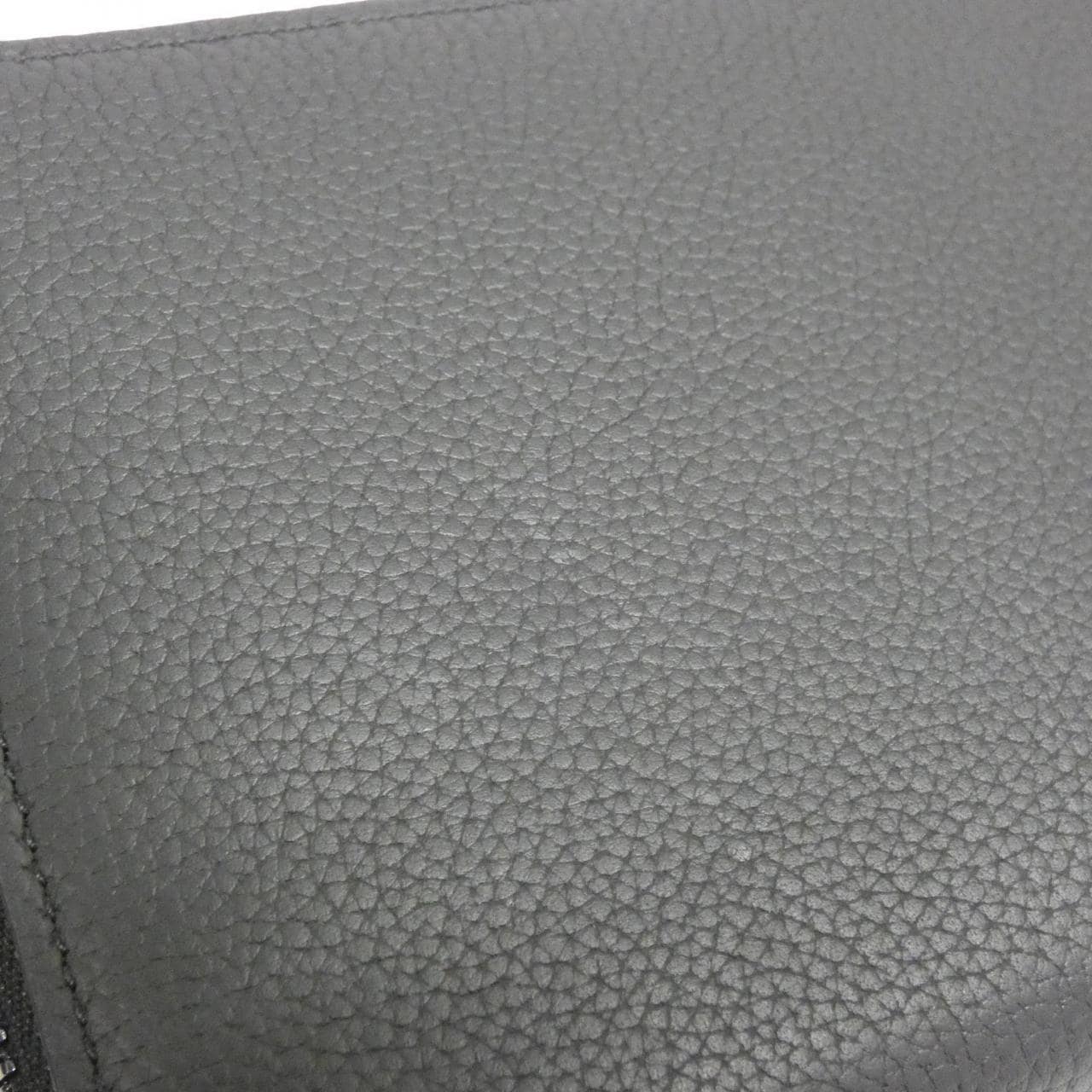 LOUIS VUITTON LV Aerogram Alpha 可穿戴钱包 M59161 单肩包