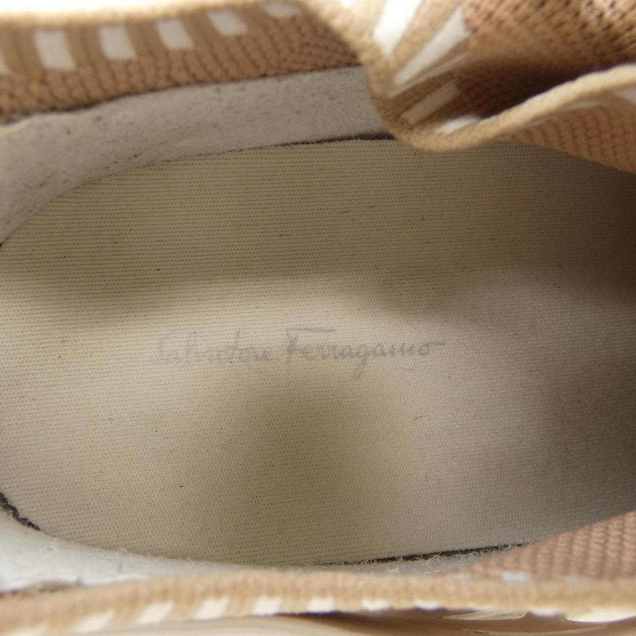 サルヴァトーレフェラガモ SALVATORE FERRAGAMO スニーカー