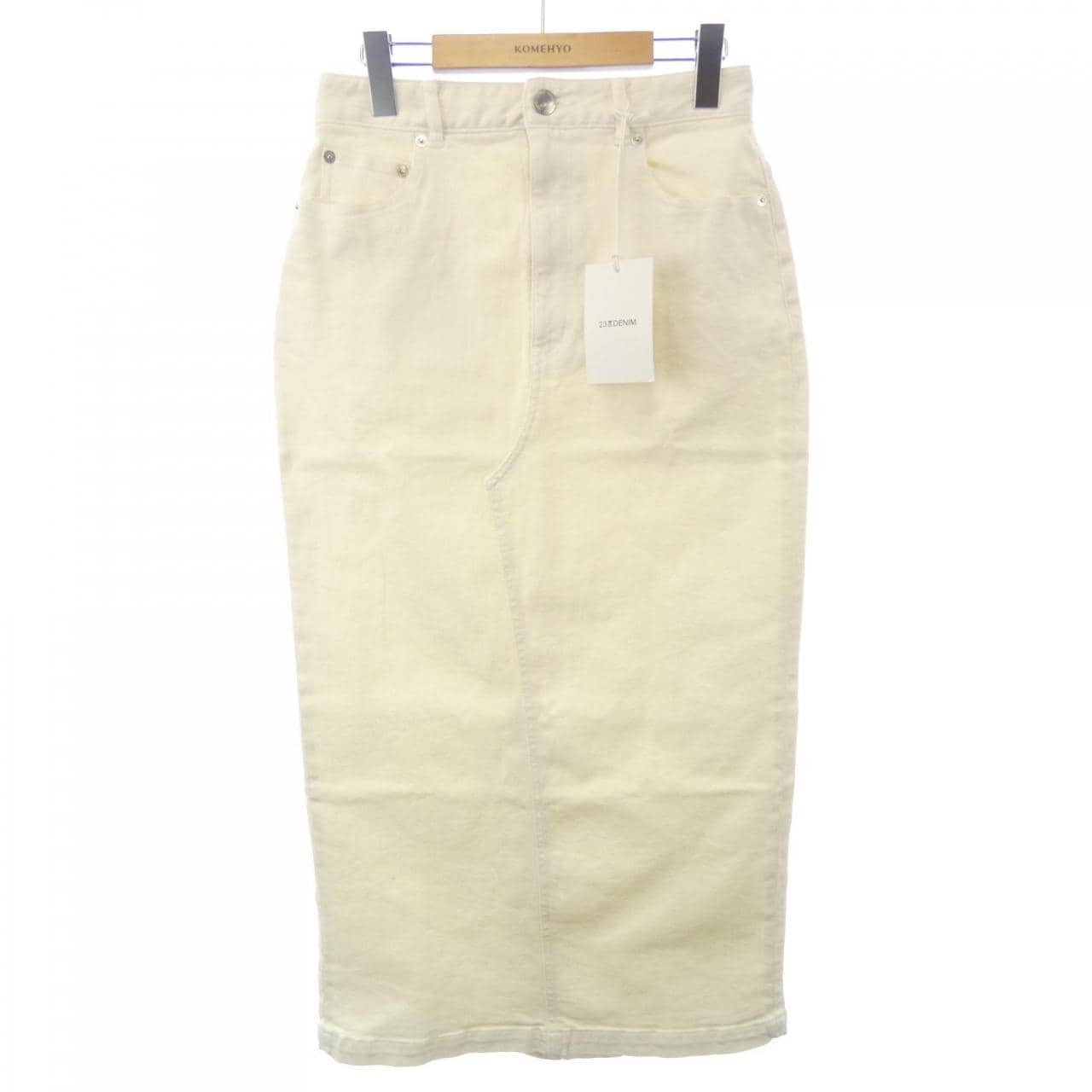 ニジュウサンク 23区 スカート