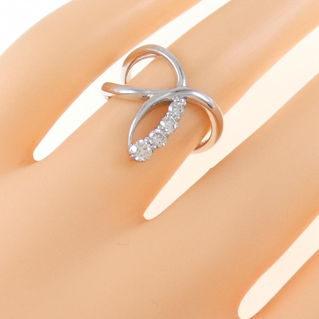 PT ダイヤモンド リング 0.30CT