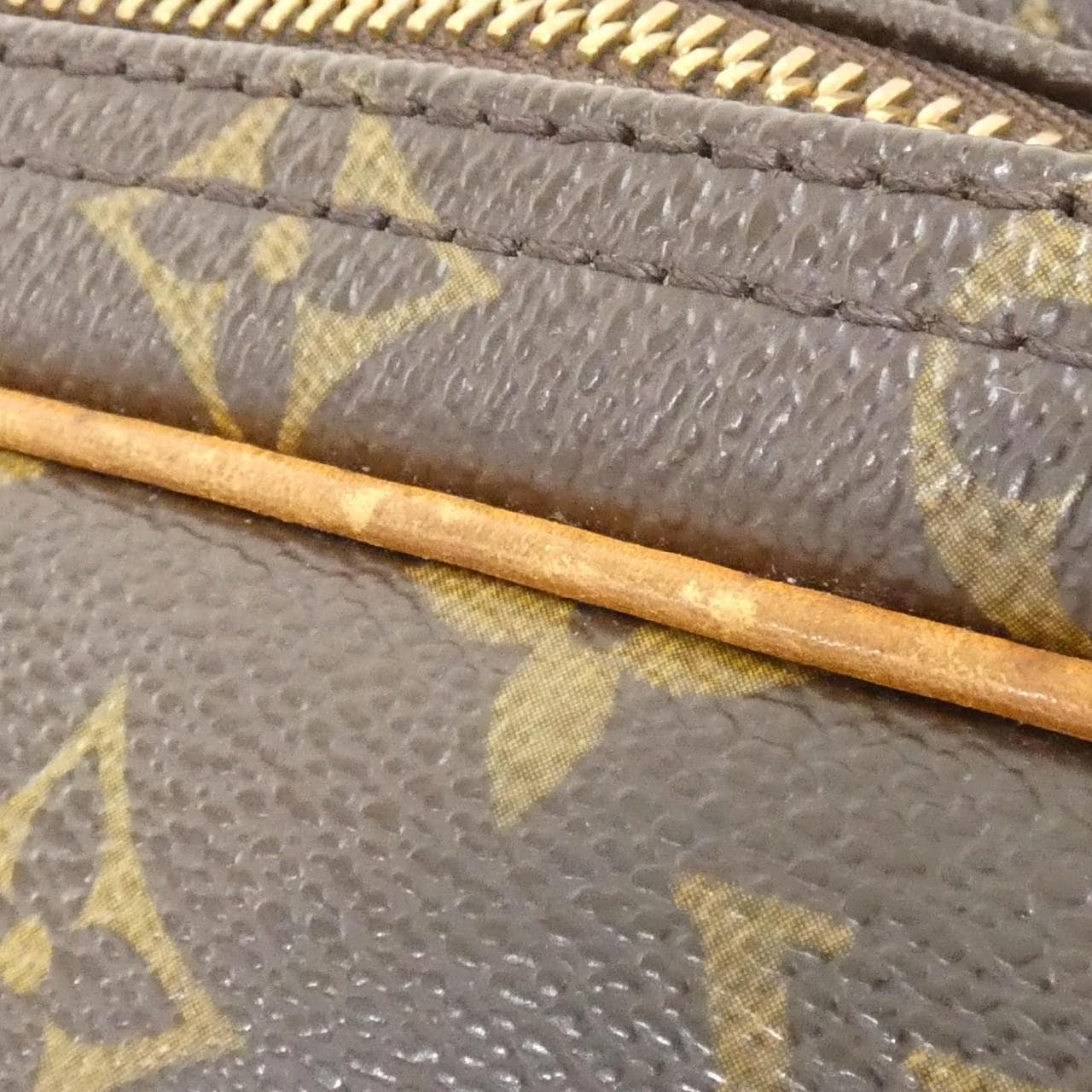 LOUIS VUITTON Monogram Reporter 28cm M45254 Shoulder Bag