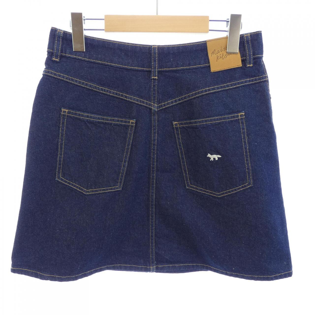 メゾンキツネ MAISON KITSUNE LW01504WW0081 スカート