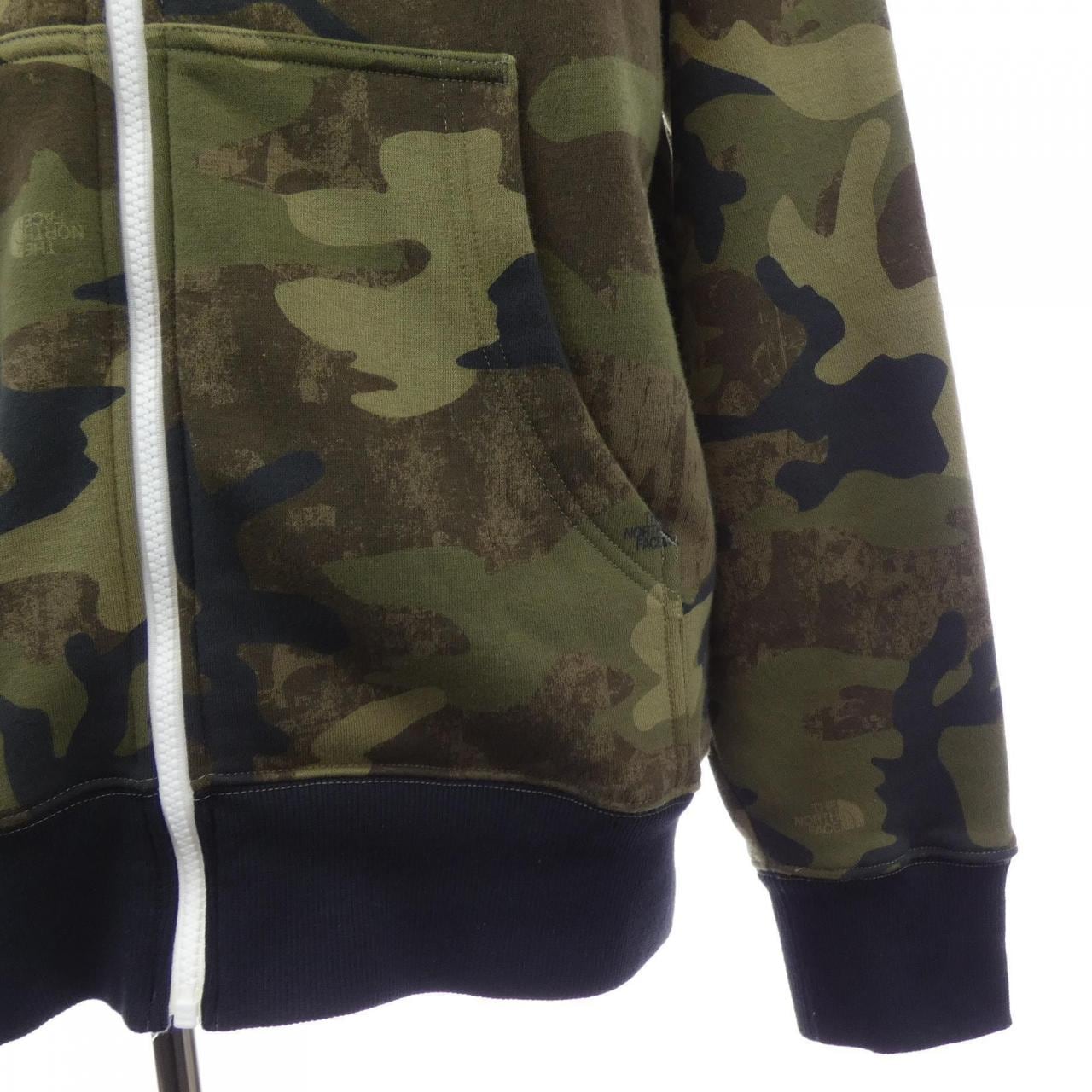 ザノースフェイス THE NORTH FACE NT62131 パーカー