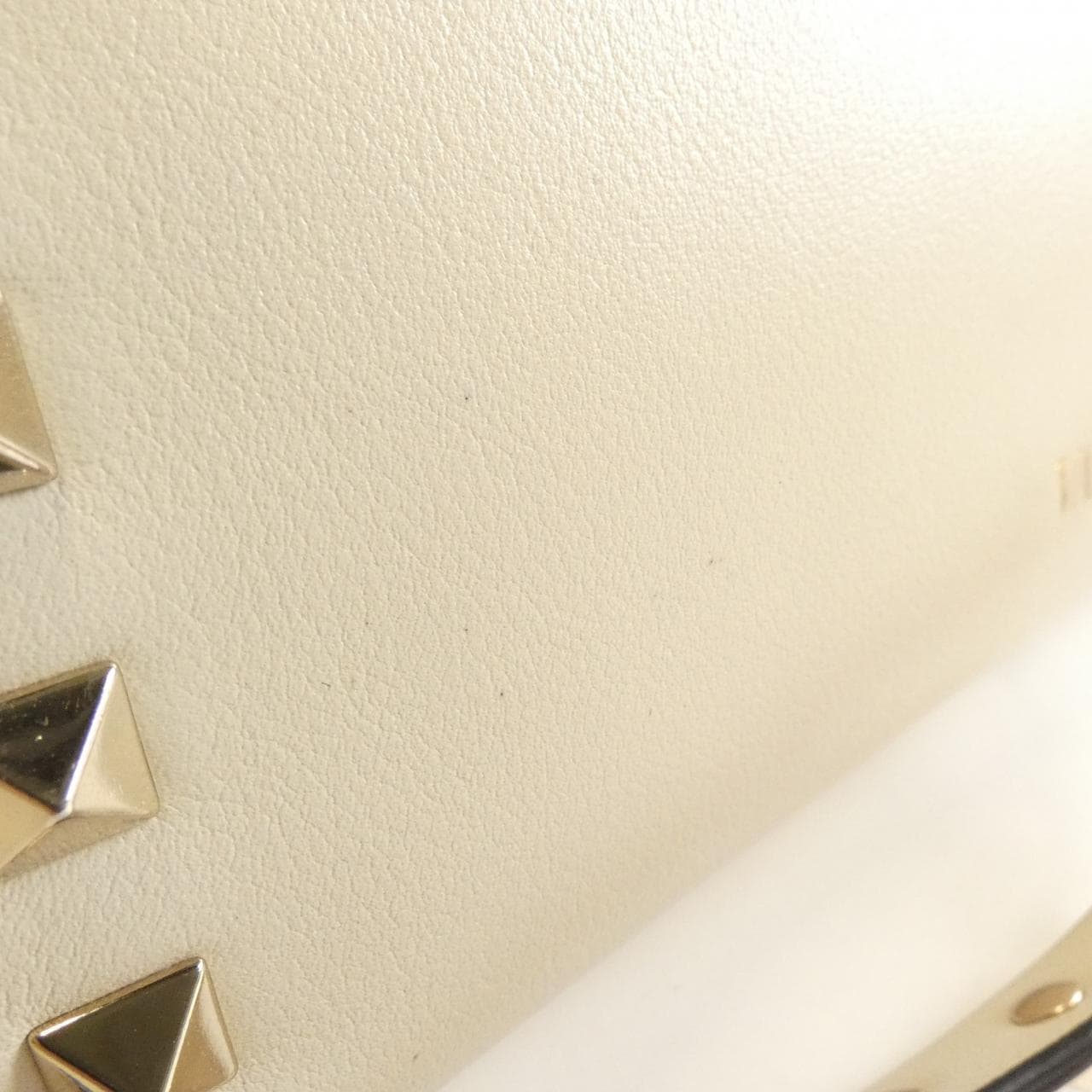 ヴァレンティノガラヴァーニ KW2B0856BOL バッグ