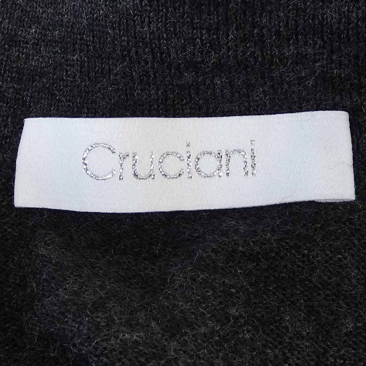 クルチアーニ Cruciani CU094 C05F6V カーディガン