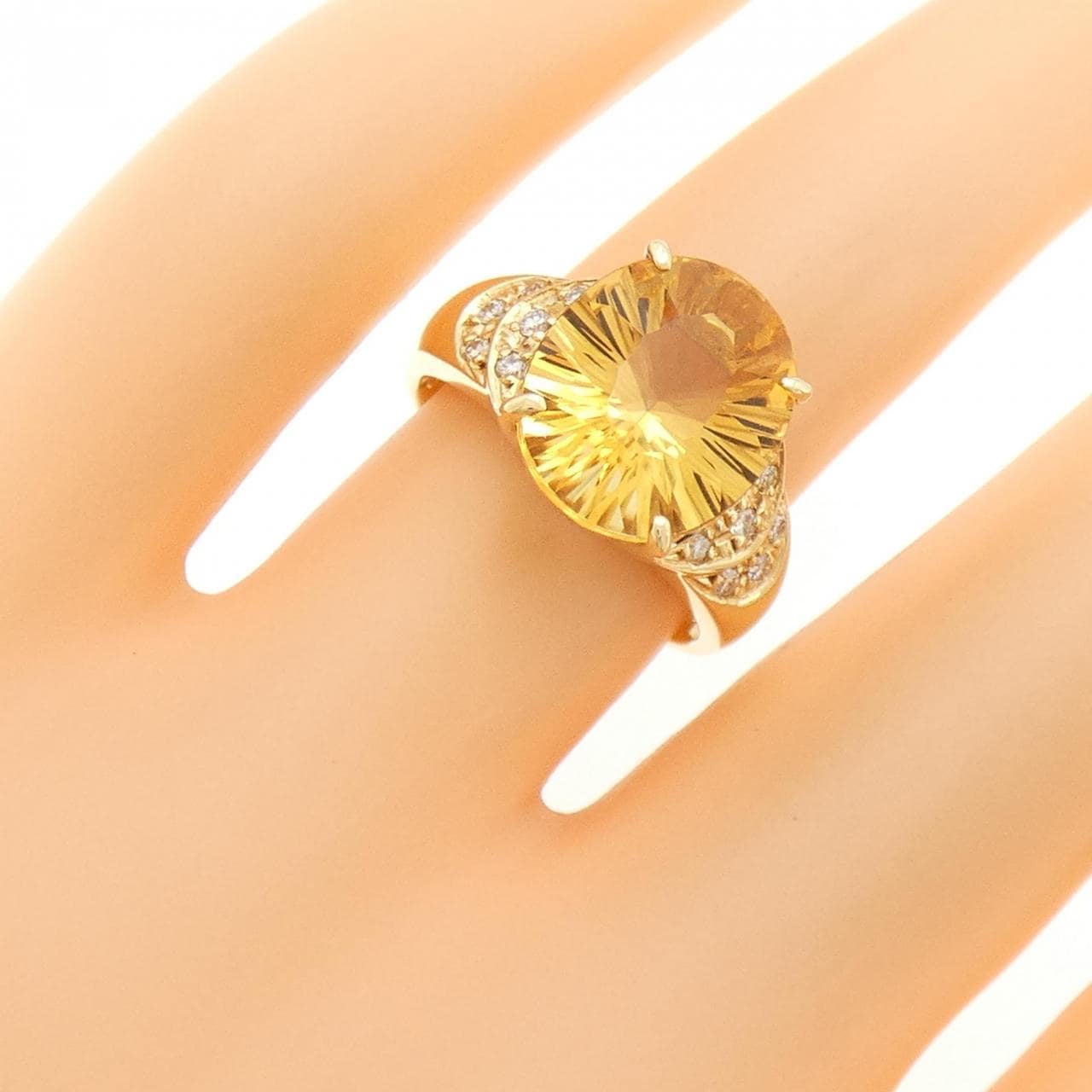 K18YG Citrine Ring 3.98CT