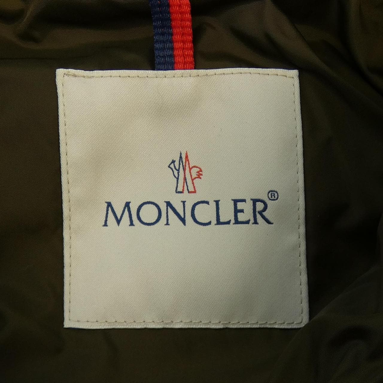 MONCLER蒙克勒羽绒服