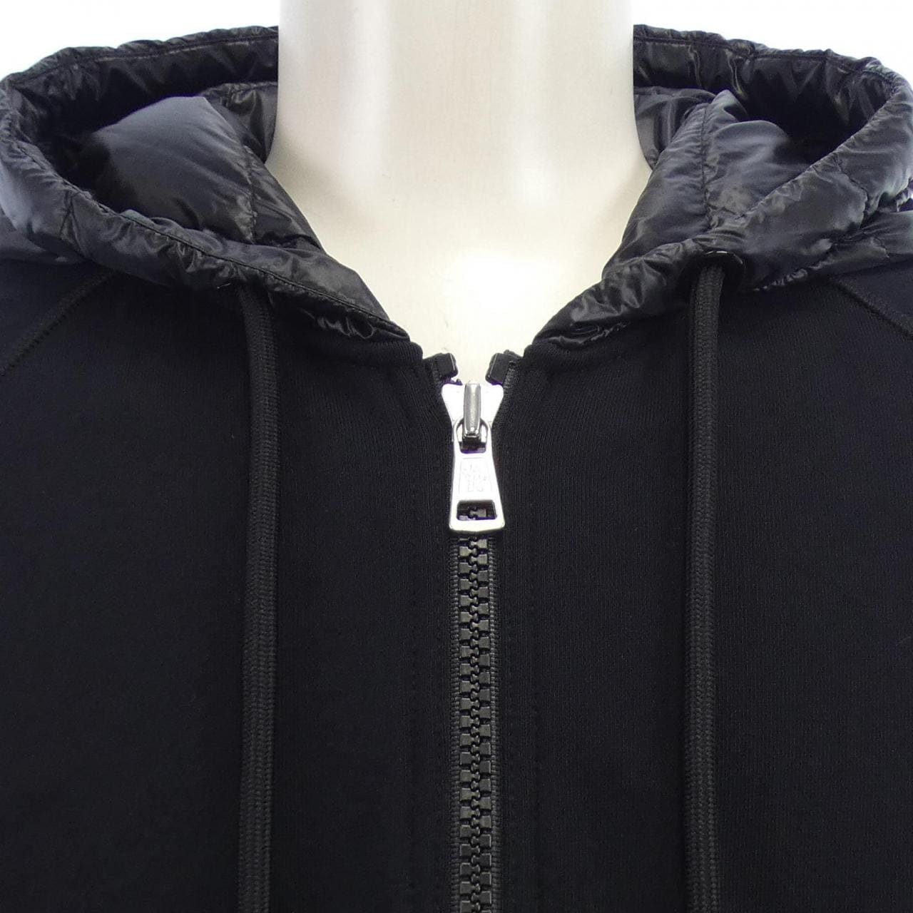 MONCLER MONCLER Down Jacket