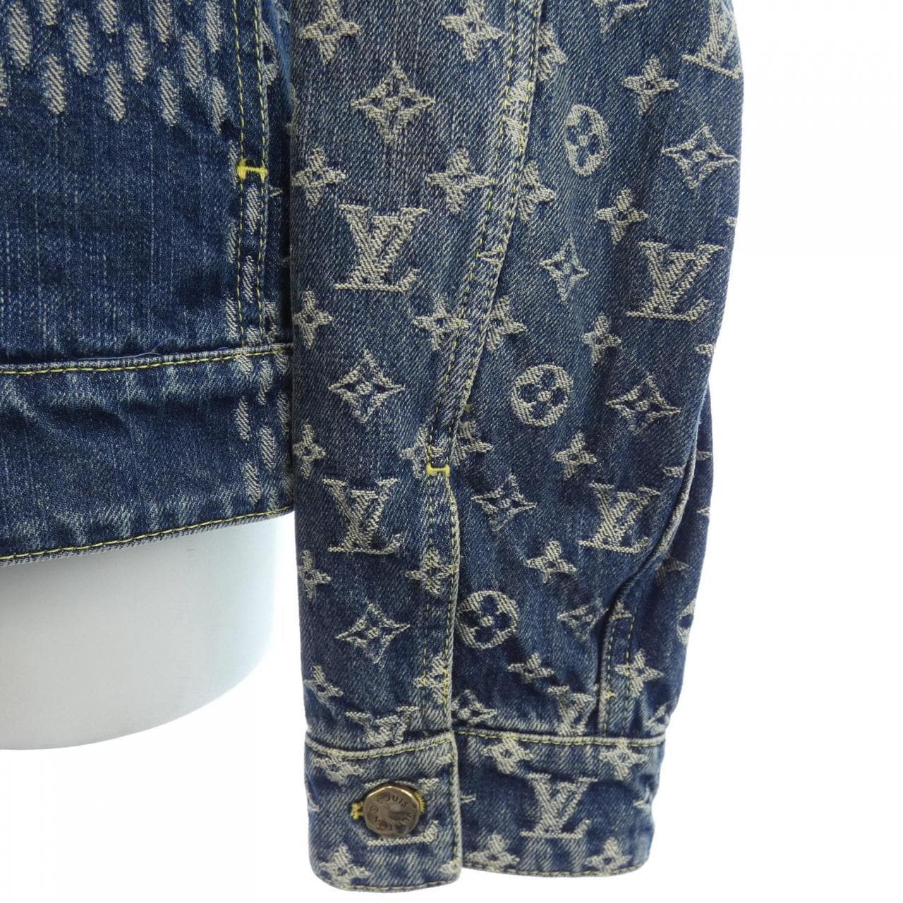ルイヴィトン LOUIS VUITTON ジャイアントダミエウェーブモノグラム　NIGO HJA10WUZC デニムジャケット