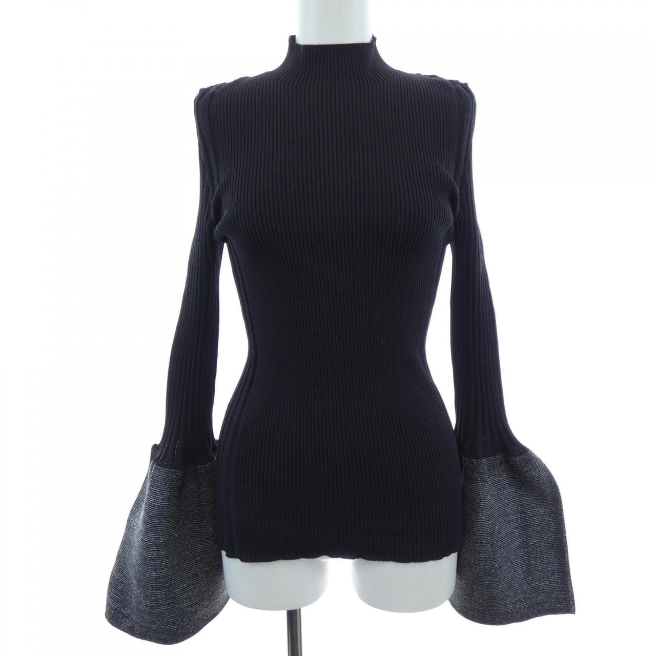 シーエフシーエル CFCL トップス