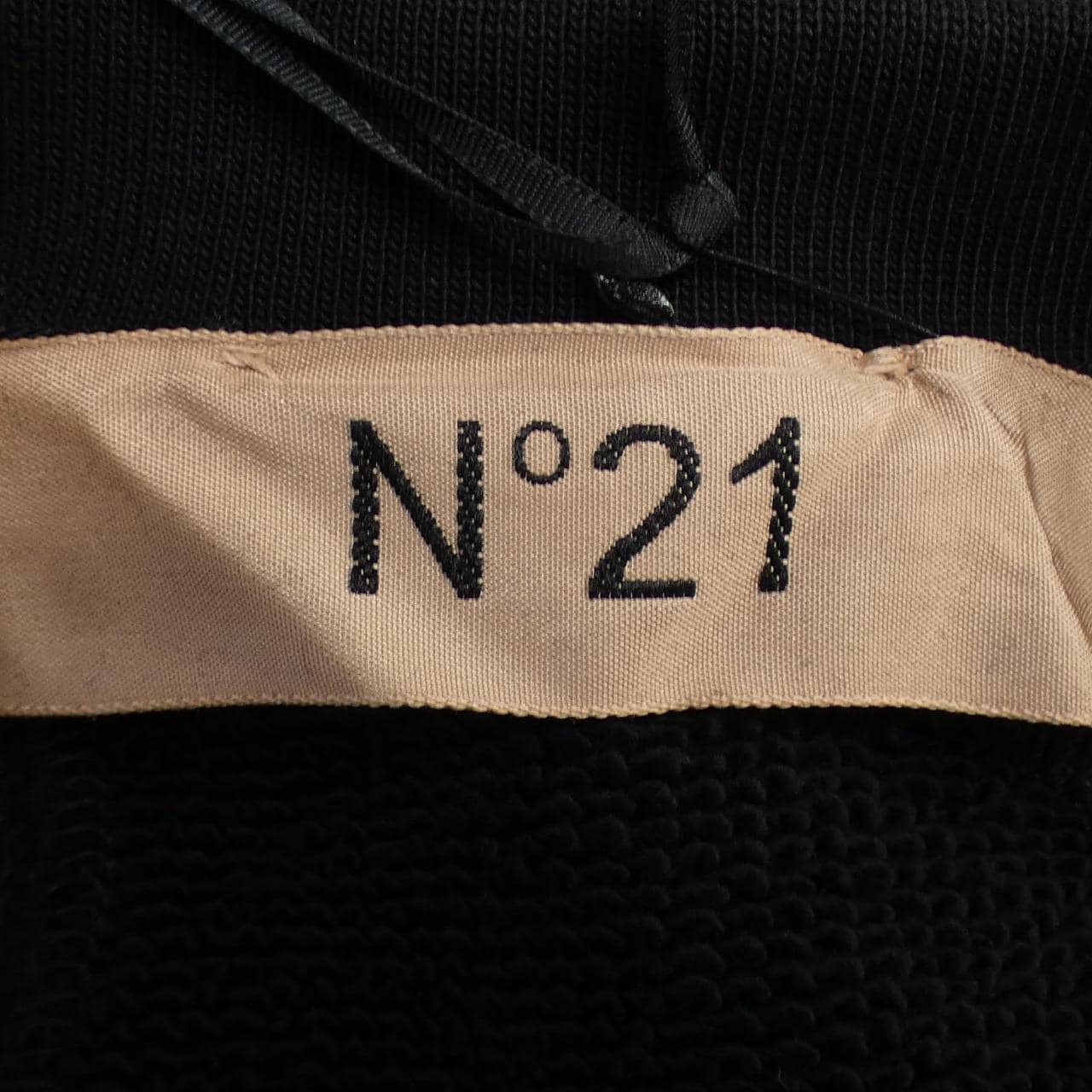 ヌメロヴェントゥーノ N°21 ワンピース