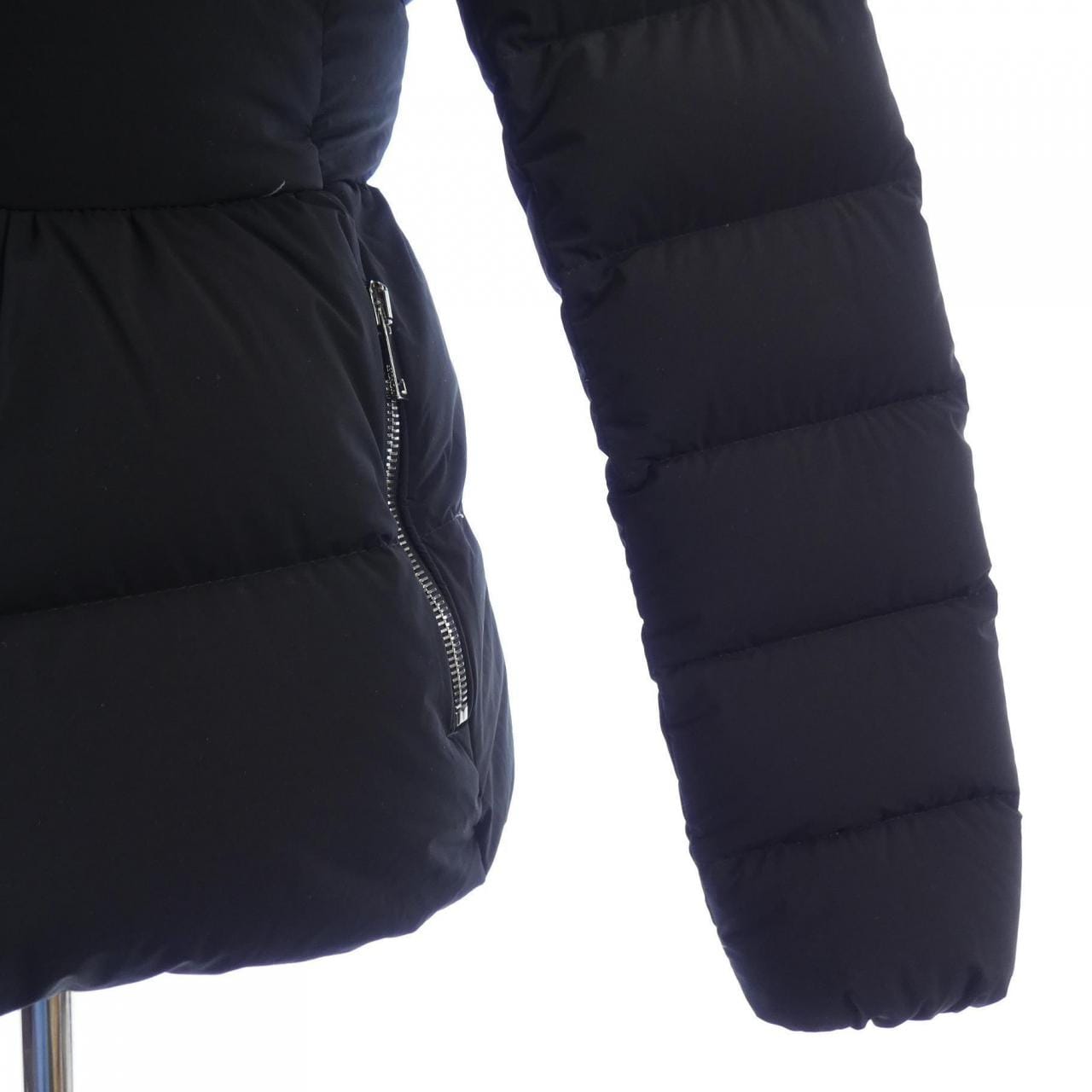 モンクレール MONCLER NEVA ダウンジャケット