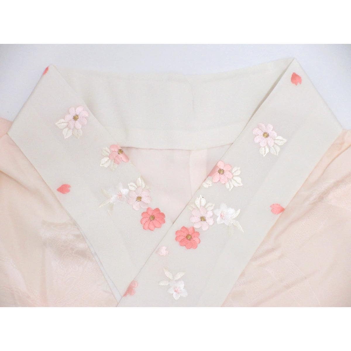 Yumi Katsura Kimono and Nagajuban (undergarment) Set (2 pieces)