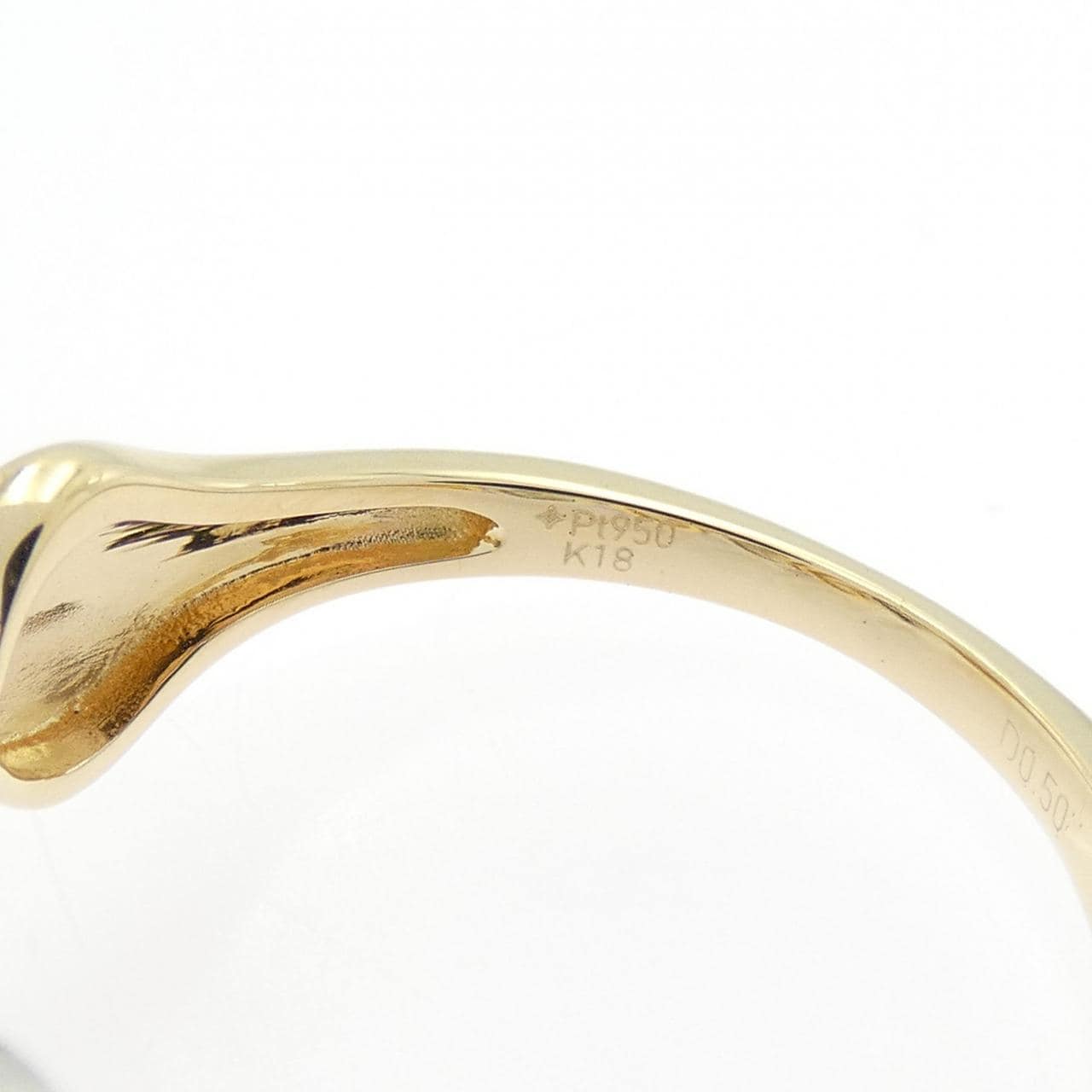 ジーエスティービー ハート マザーオブパール リング