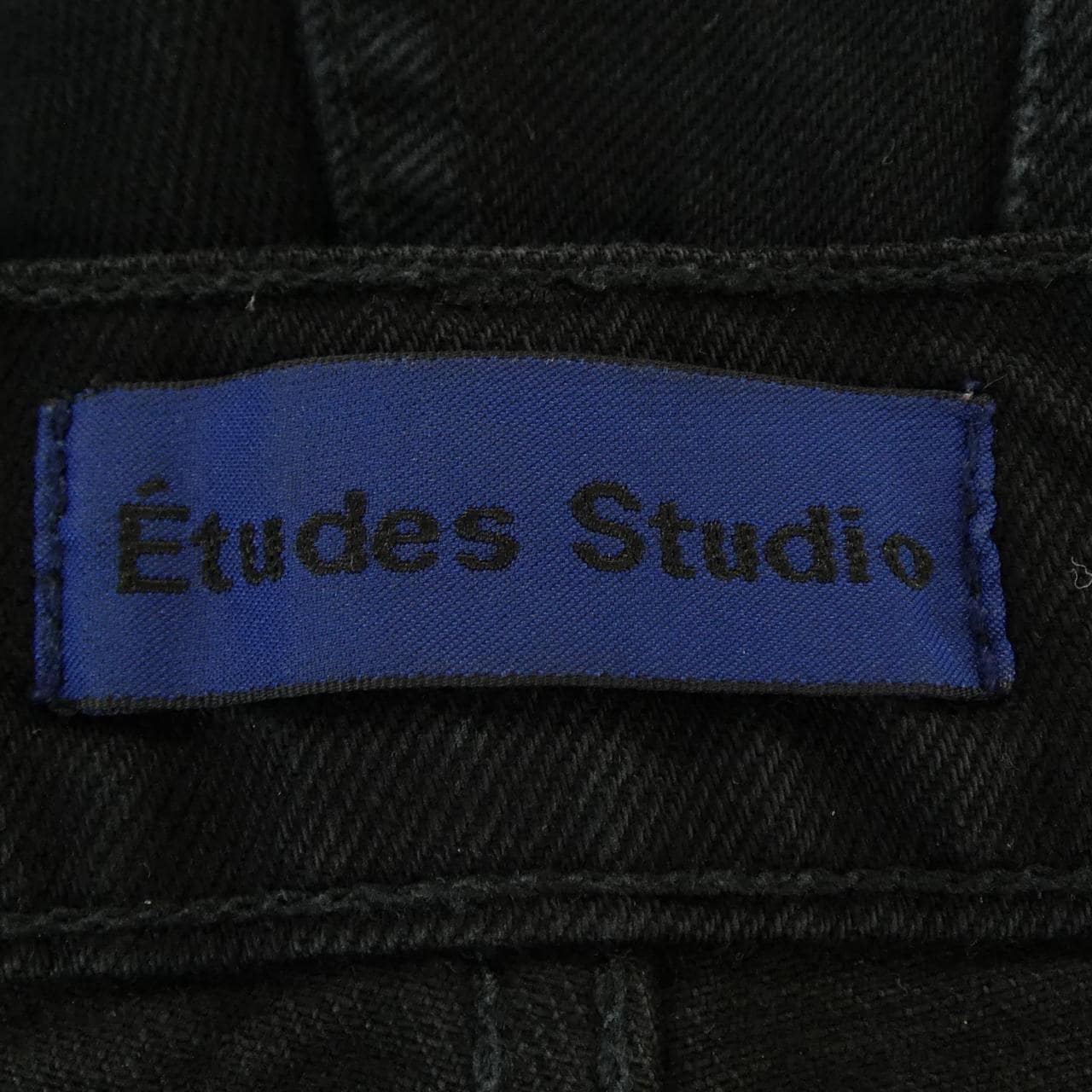ETUDES STUDIO パンツ