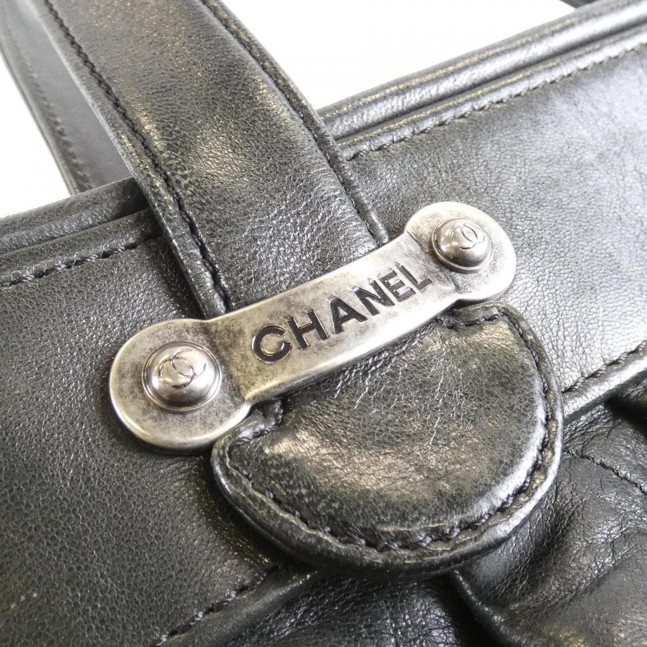 CHANEL bag