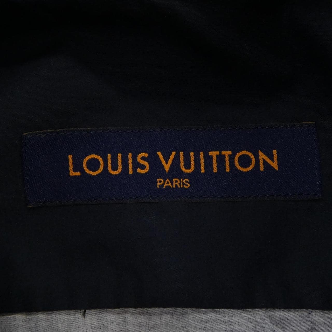 ルイヴィトン LOUIS VUITTON NIGO HMS05WJW9 S／Sシャツ