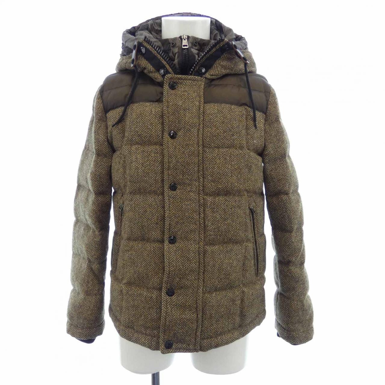 モンクレール MONCLER ダウンジャケット