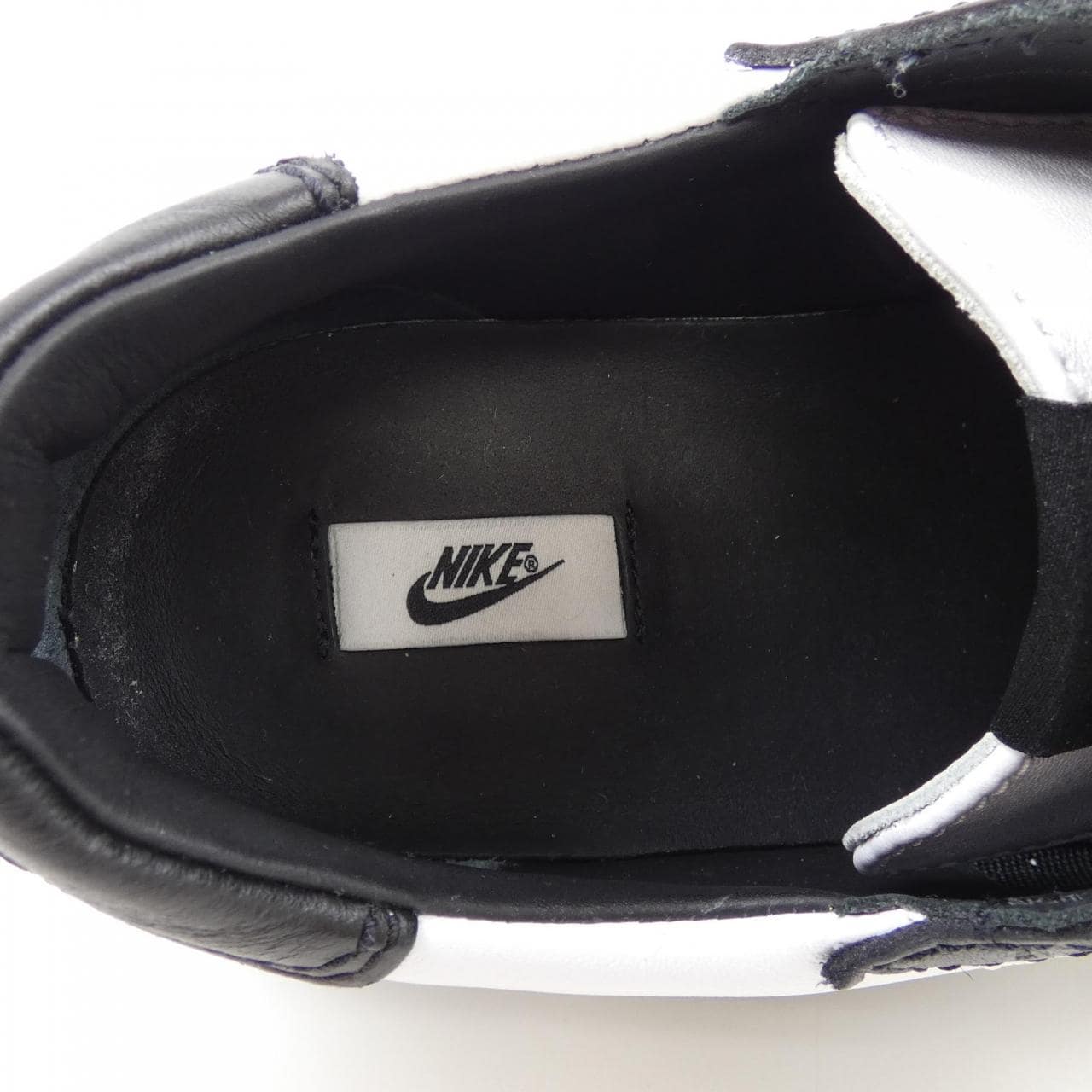 ナイキ NIKE スニーカー