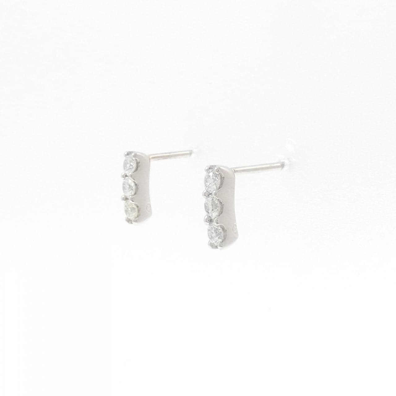 PT950/PT900 スリーストーン ダイヤモンド ピアス