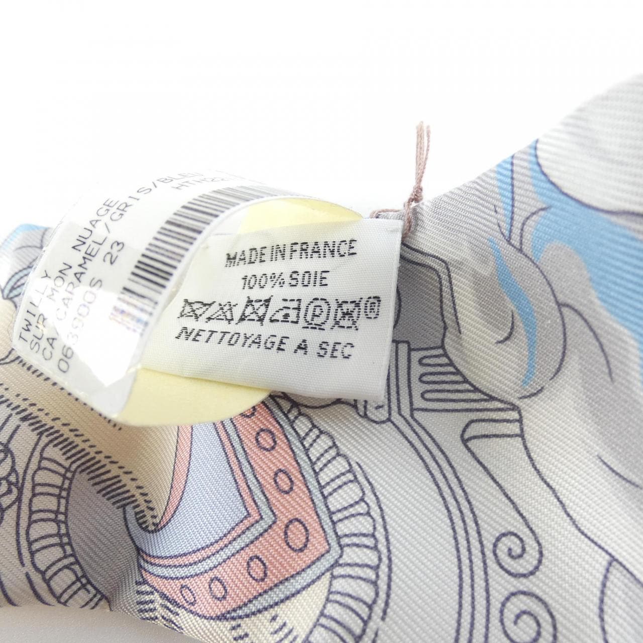 [Unused items] HERMES SUR MON NUAGE Twilly 063900S Scarf