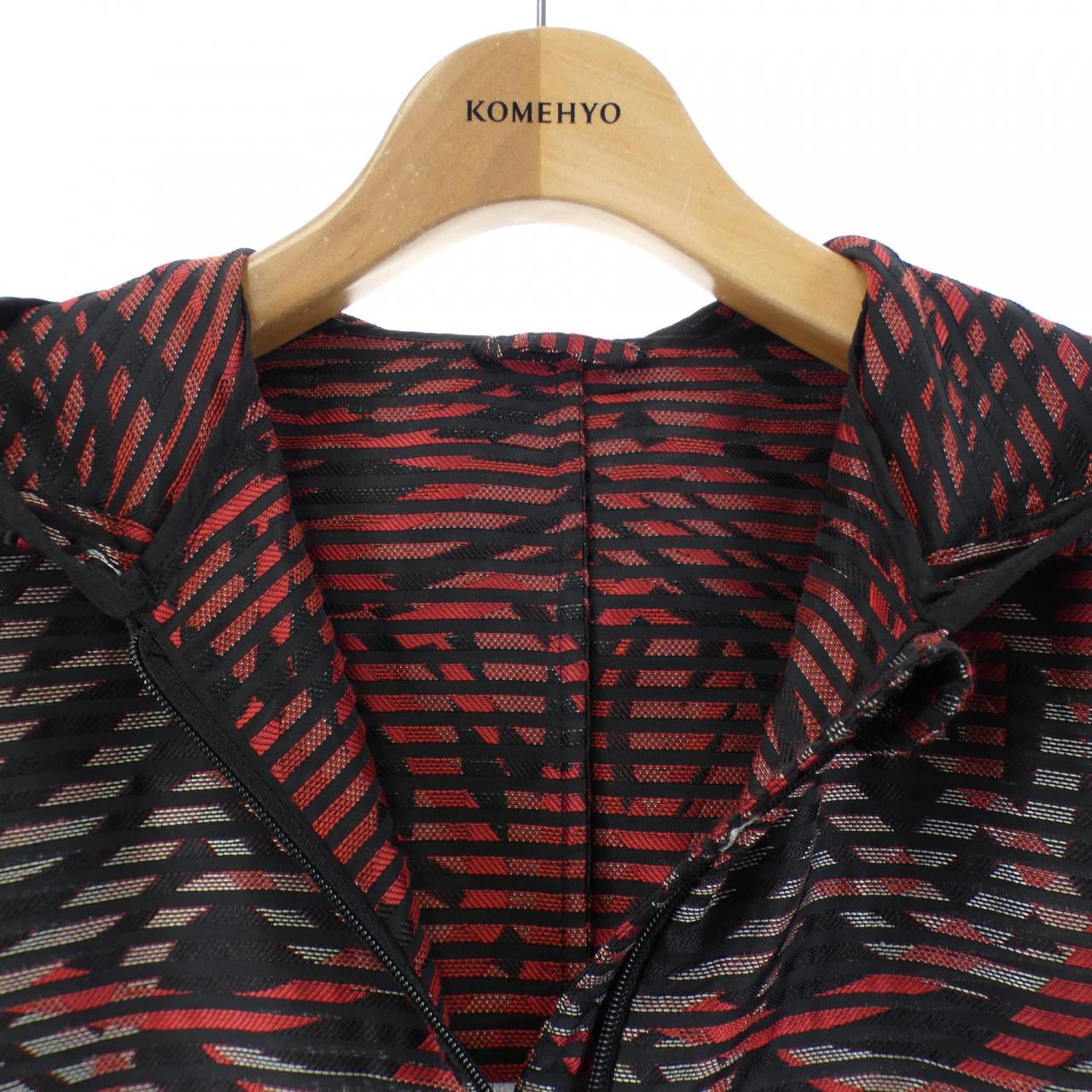 エンポリオアルマーニ EMPORIO ARMANI V1R390V1213 ジャケット