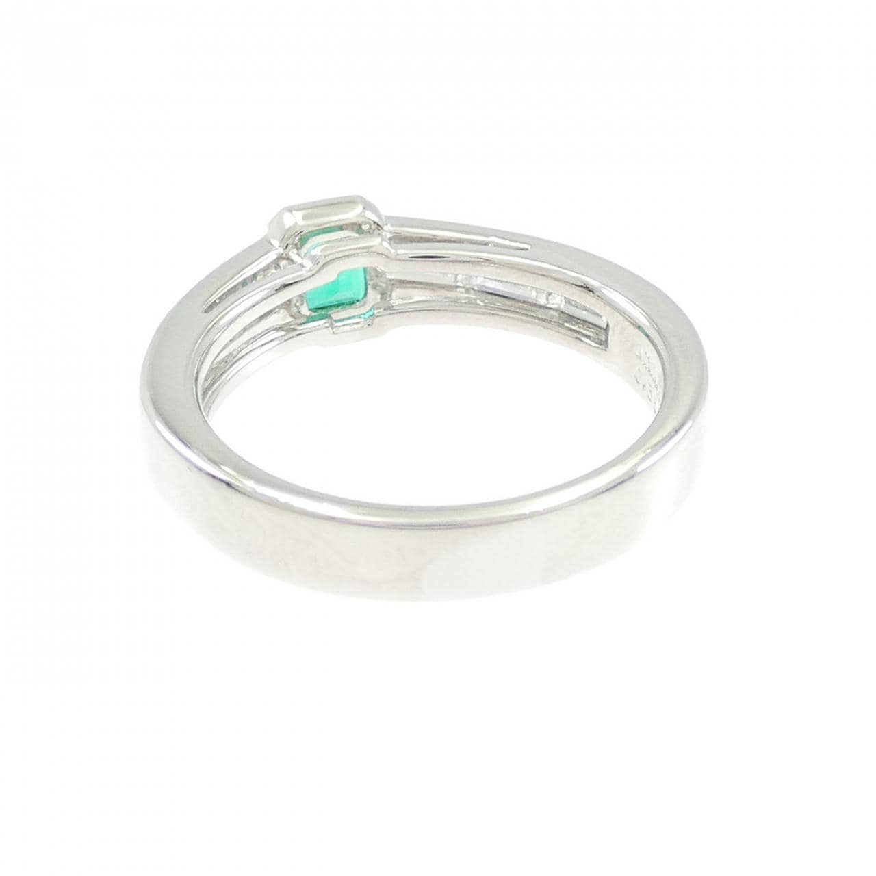 ミキモト エメラルド リング 0.35CT