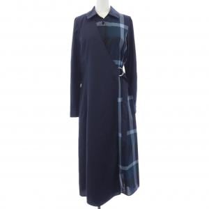 ブルーレーベルクレストブリッジ BLUE LABEL CRESTBRIDGE ワンピース