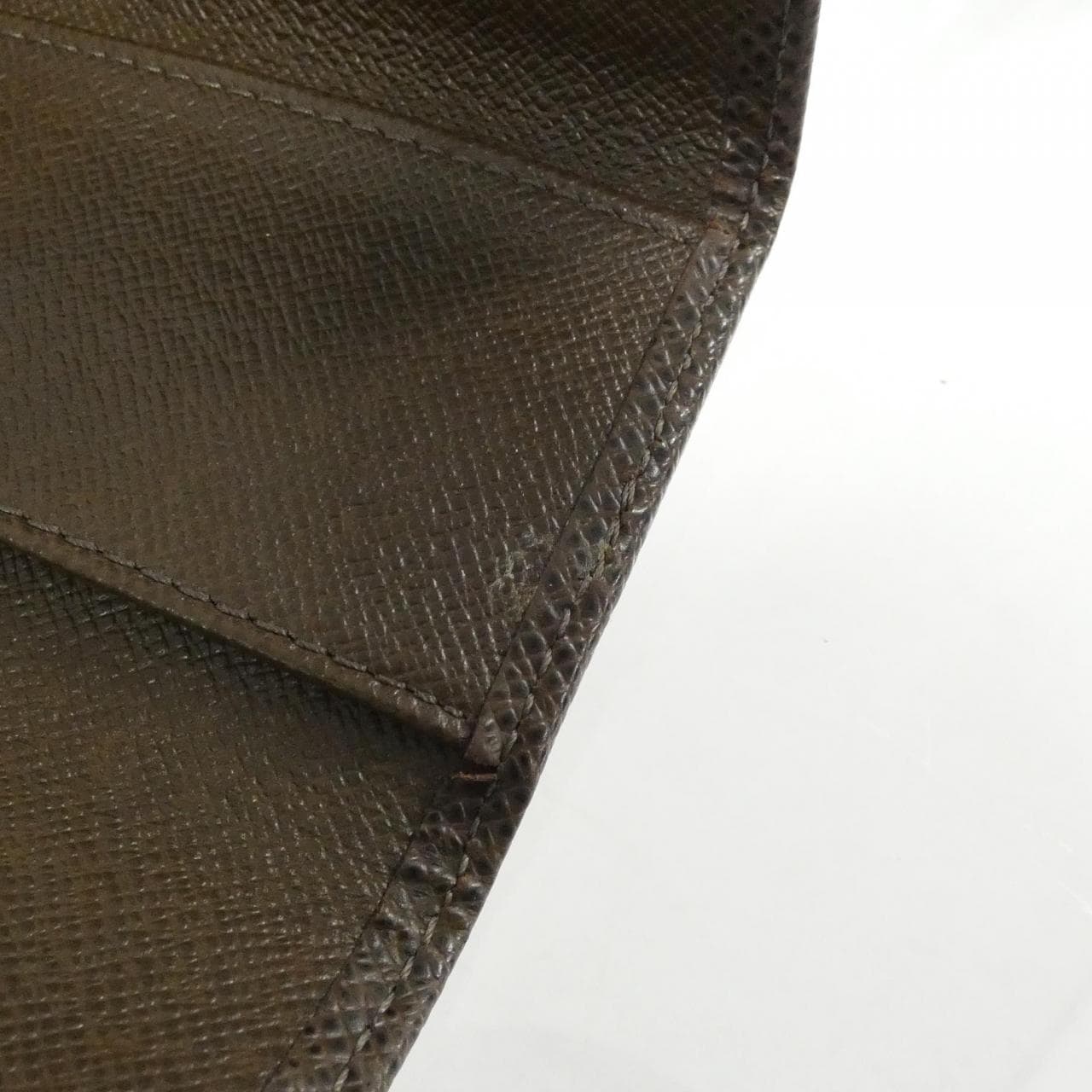 ルイヴィトン タイガ ミュルティクレ M30528 キーケース